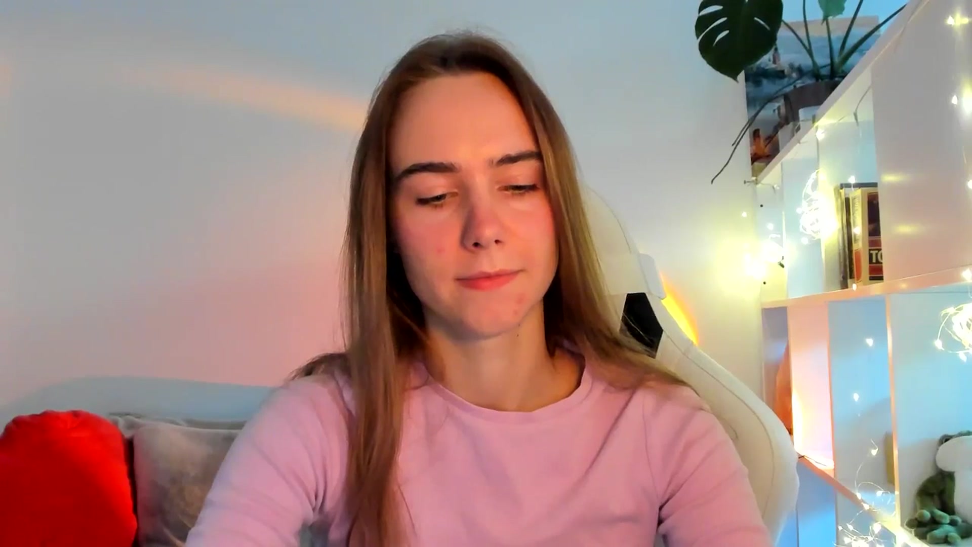 Gallery image thumbnail from OhAlisa's myfreecams stream on, 10/10/2025, 15:35 image 13 of 20