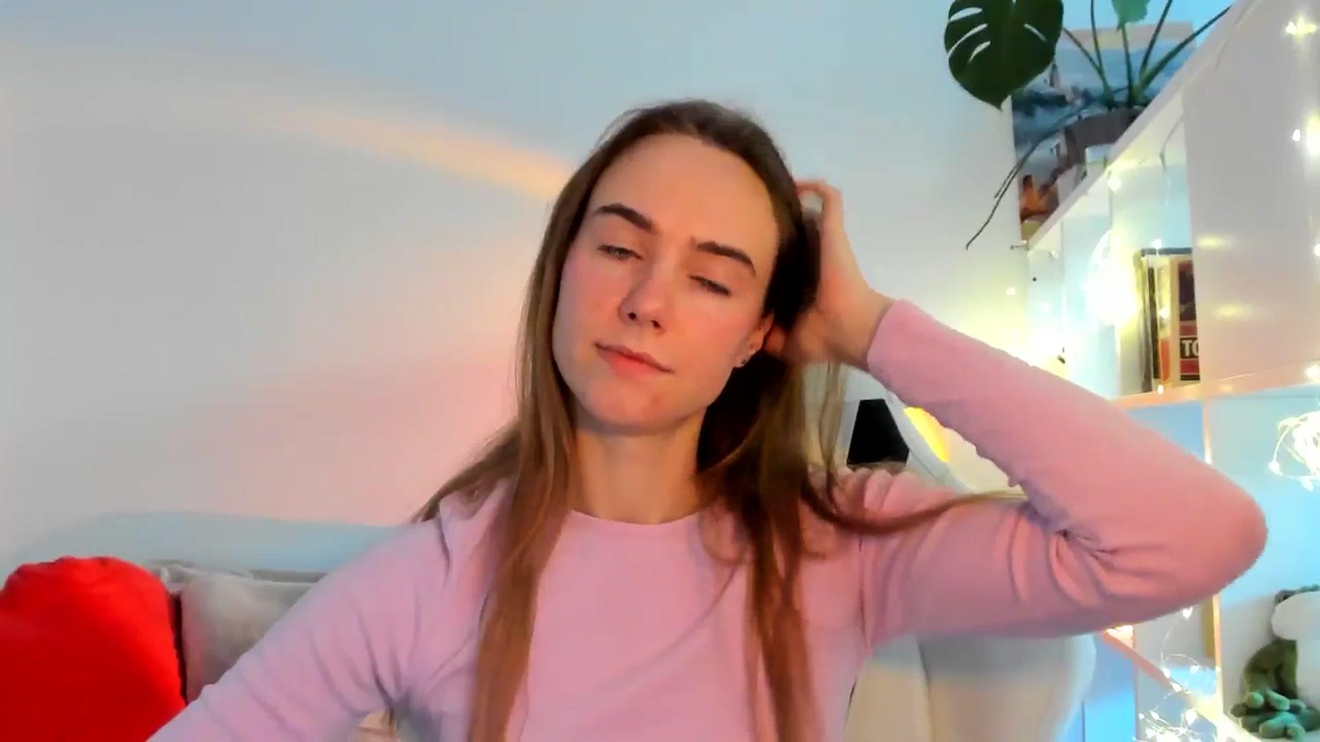 Gallery image thumbnail from OhAlisa's myfreecams stream on, 10/10/2025, 15:35 image 10 of 20