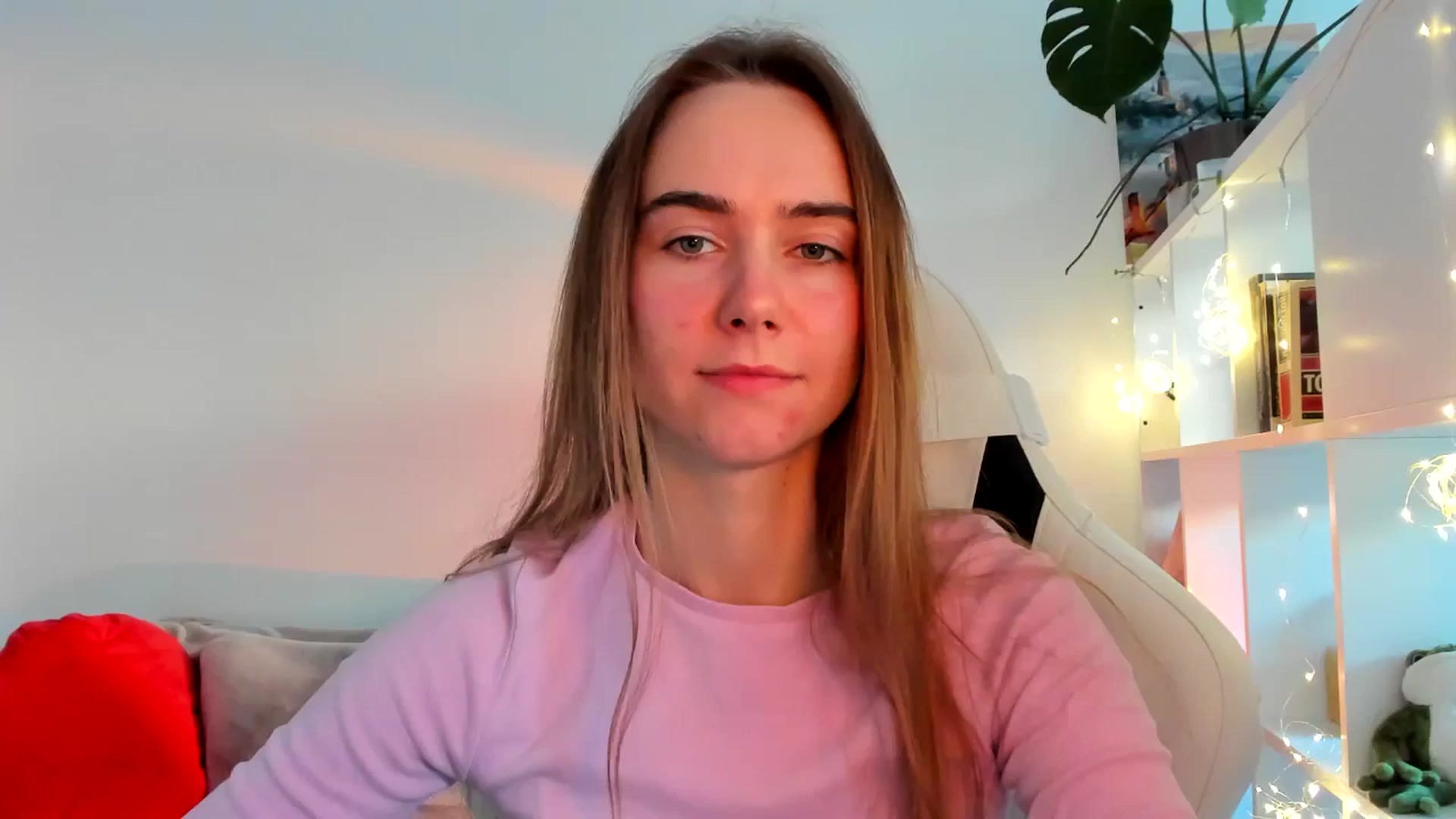 Gallery image thumbnail from OhAlisa's myfreecams stream on, 10/10/2025, 15:35 image 1 of 20