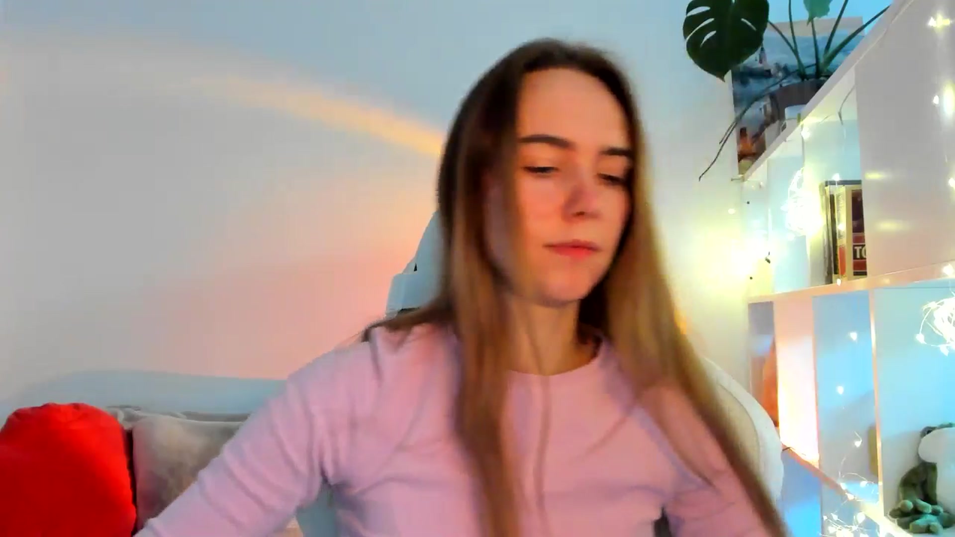 Gallery image thumbnail from OhAlisa's myfreecams stream on, 10/10/2025, 15:35 image 14 of 20