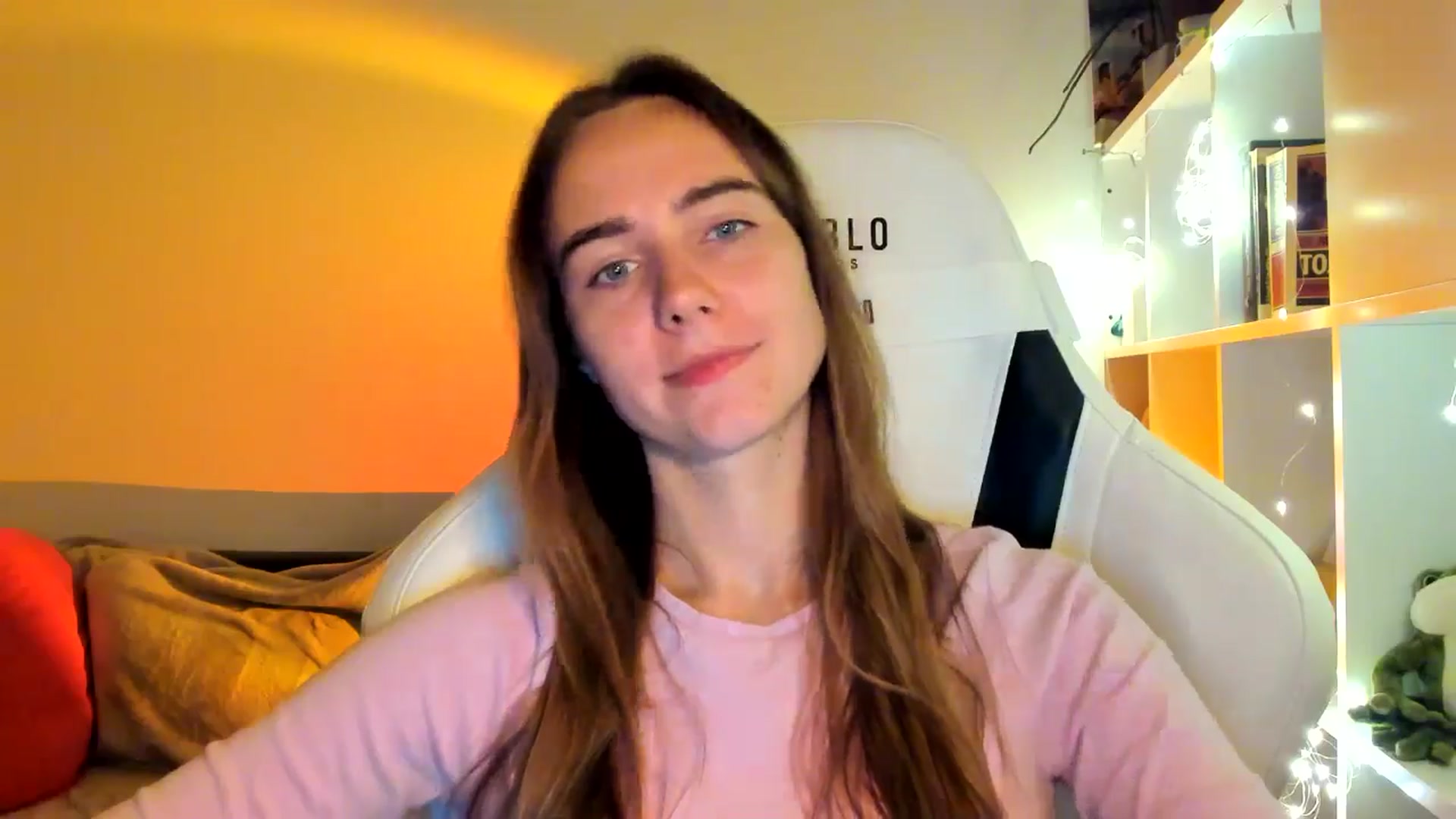Gallery image thumbnail from OhAlisa's myfreecams stream on, 10/11/2025, 18:10 image 18 of 20