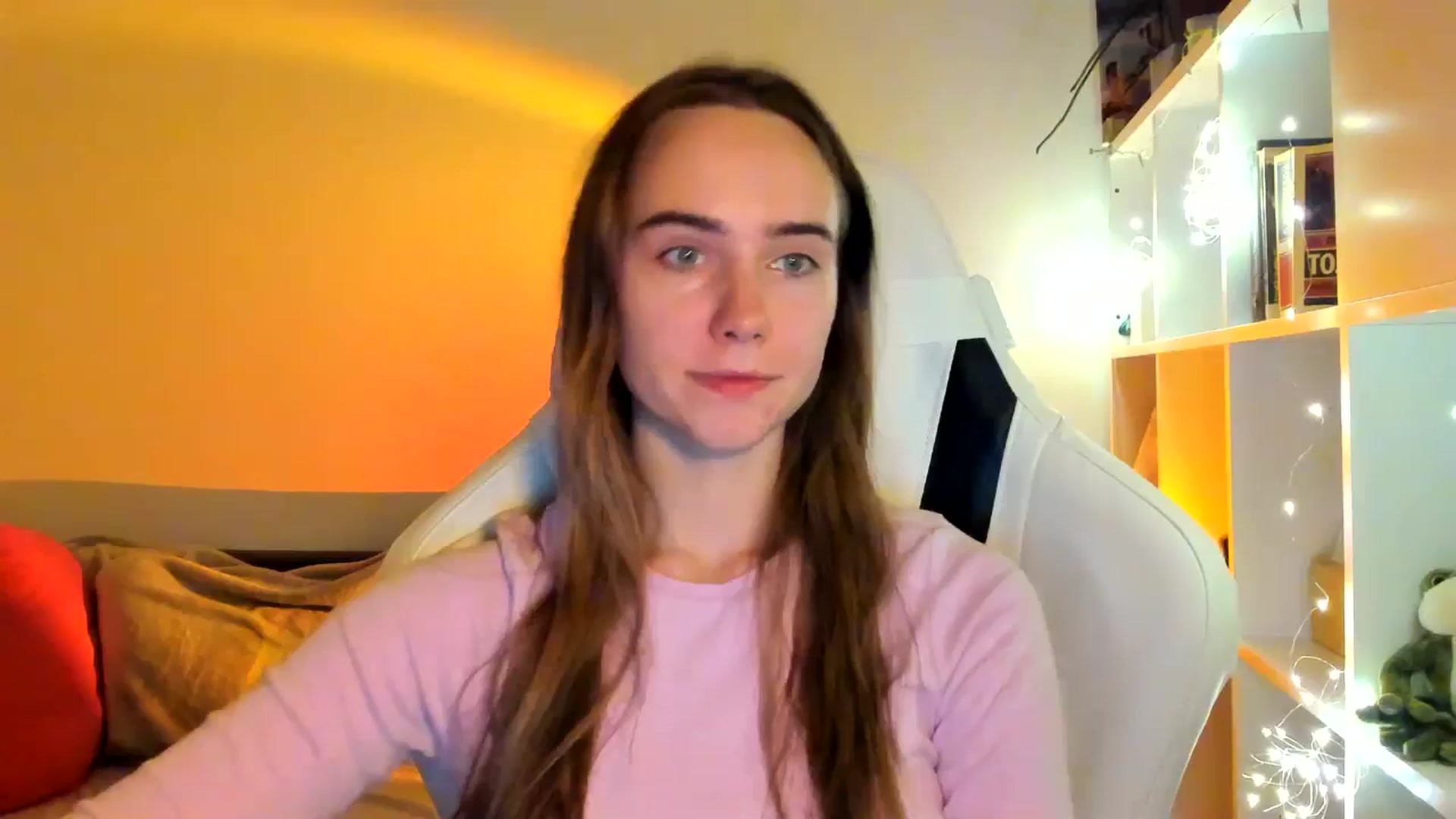 Gallery image thumbnail from OhAlisa's myfreecams stream on, 10/11/2025, 18:10 image 1 of 20