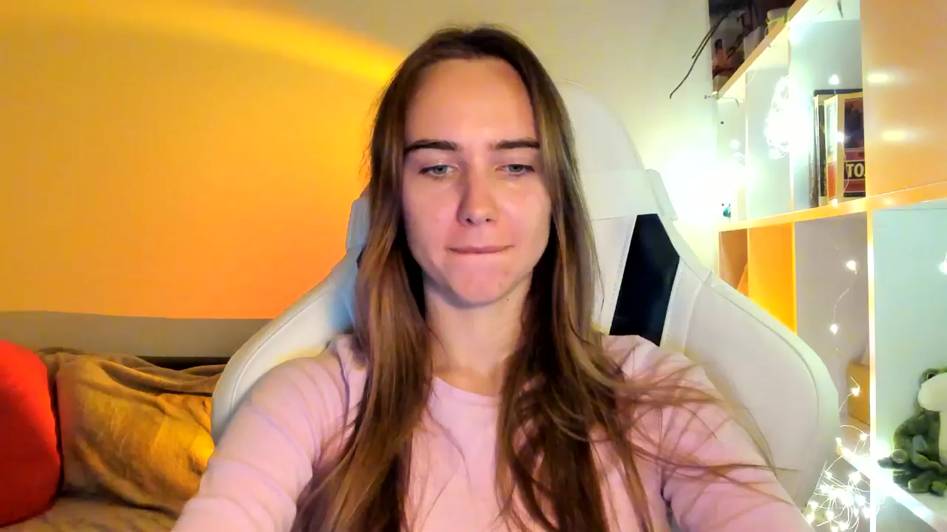 Gallery image thumbnail from OhAlisa's myfreecams stream on, 10/11/2025, 18:23 image 12 of 20