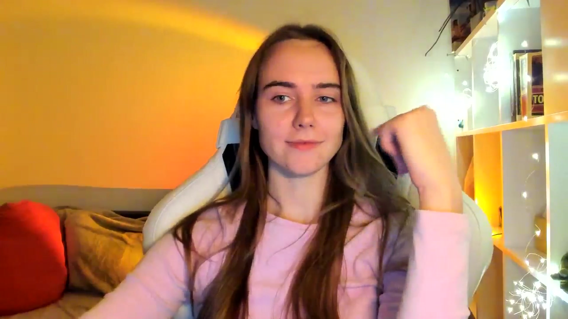 Gallery image thumbnail from OhAlisa's myfreecams stream on, 10/11/2025, 19:52 image 4 of 20