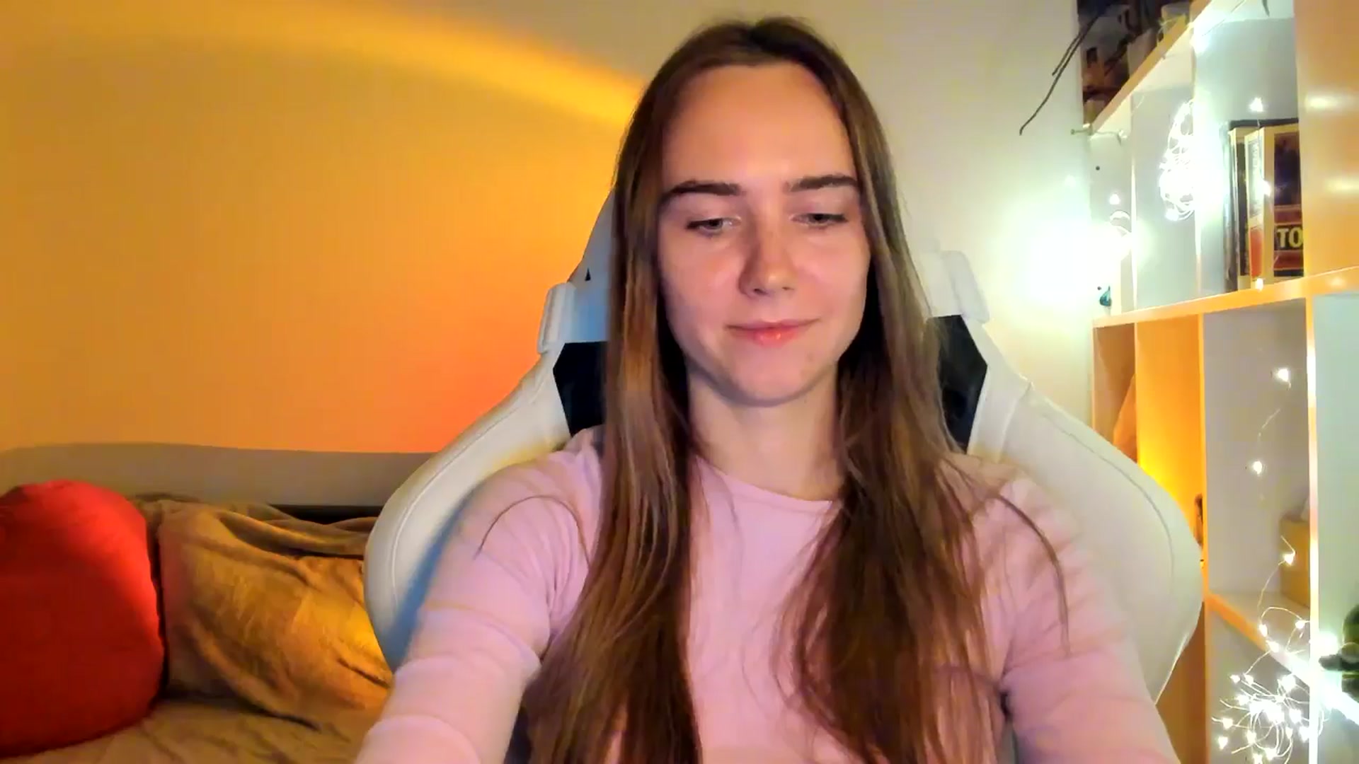 Gallery image thumbnail from OhAlisa's myfreecams stream on, 10/11/2025, 19:52 image 17 of 20
