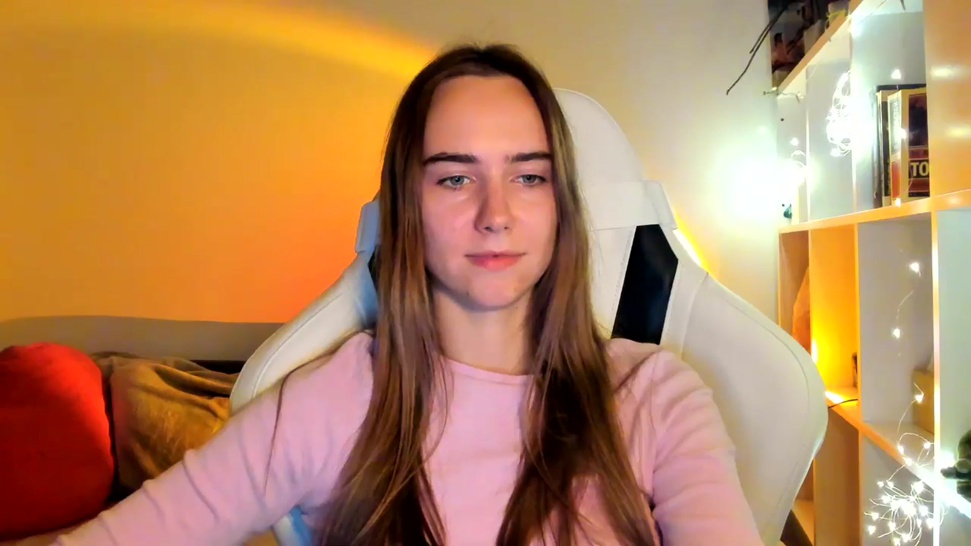 Gallery image thumbnail from OhAlisa's myfreecams stream on, 10/11/2025, 19:52 image 12 of 20
