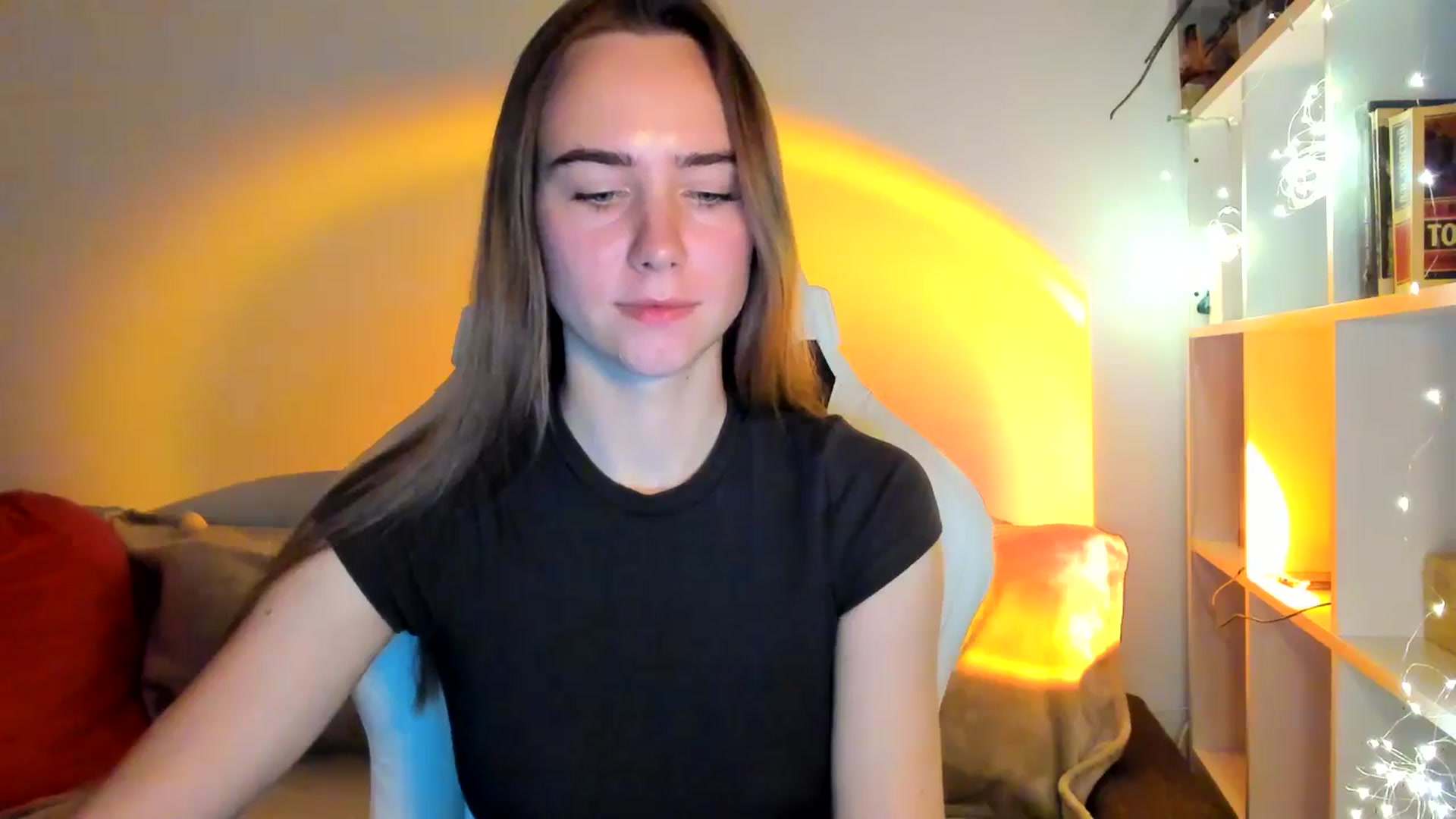 Gallery image thumbnail from OhAlisa's myfreecams stream on, 10/14/2025, 14:36 image 4 of 20