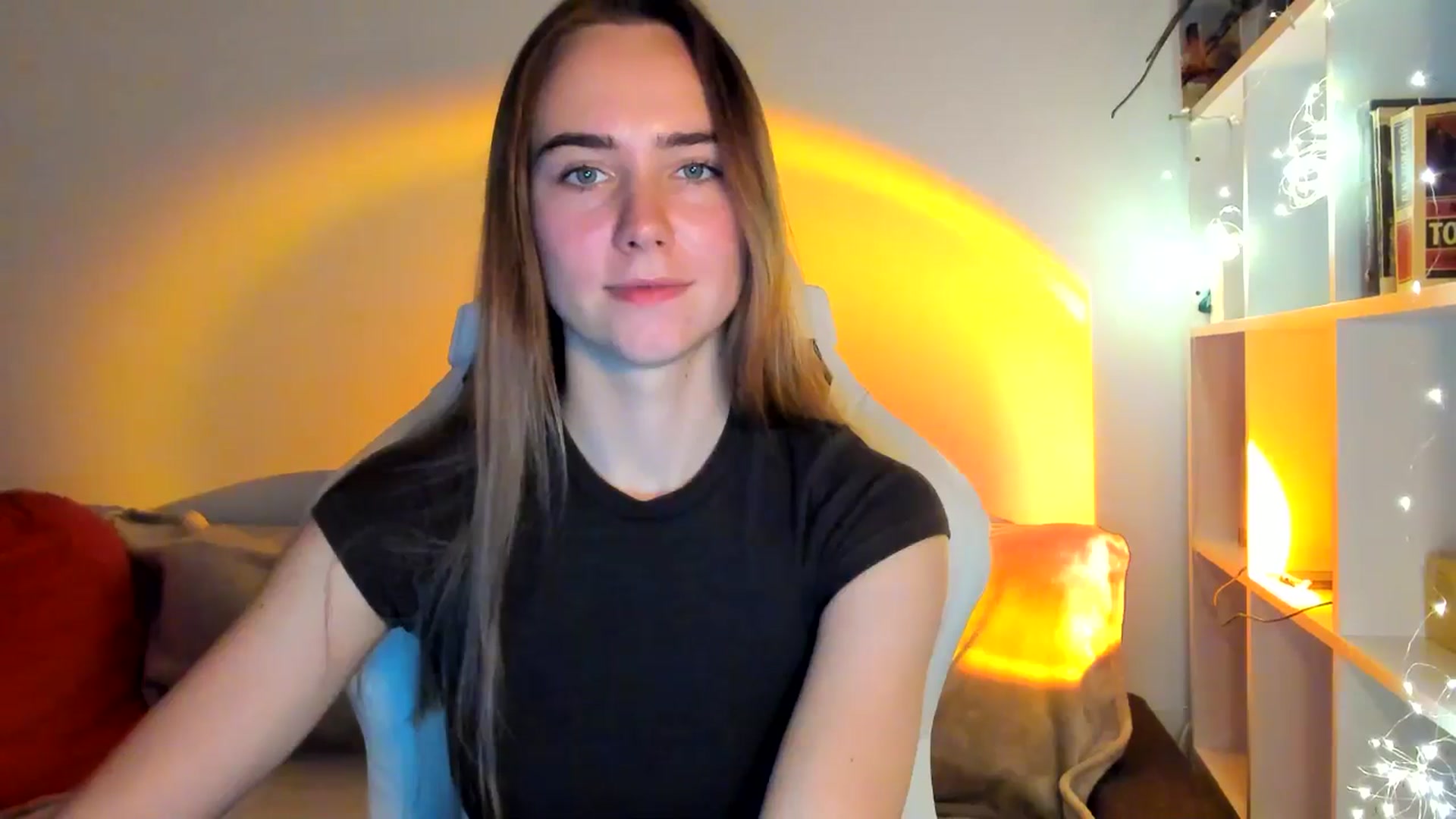 Gallery image thumbnail from OhAlisa's myfreecams stream on, 10/14/2025, 14:36 image 7 of 20