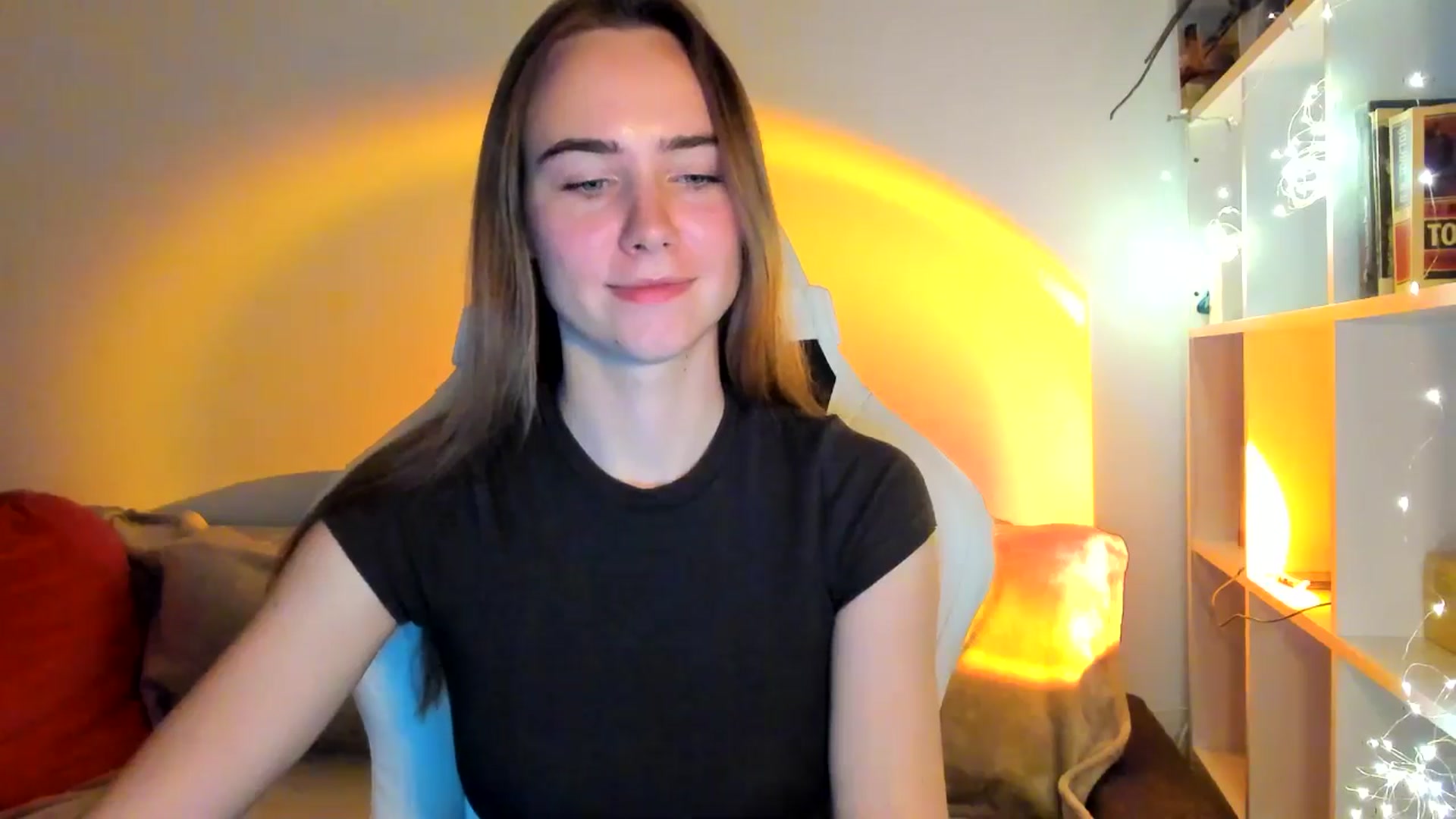 Gallery image thumbnail from OhAlisa's myfreecams stream on, 10/14/2025, 14:36 image 3 of 20