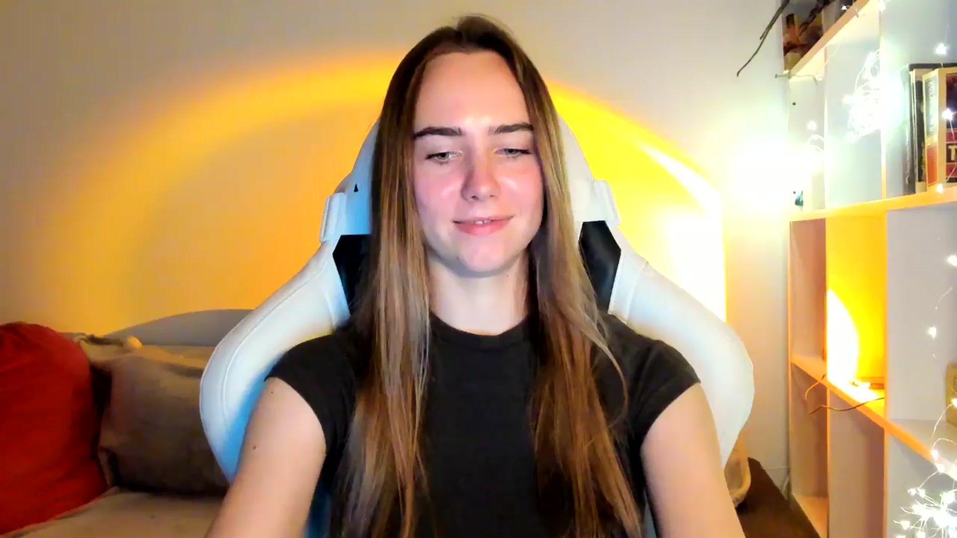 Gallery image thumbnail from OhAlisa's myfreecams stream on, 10/14/2025, 15:18 image 19 of 20