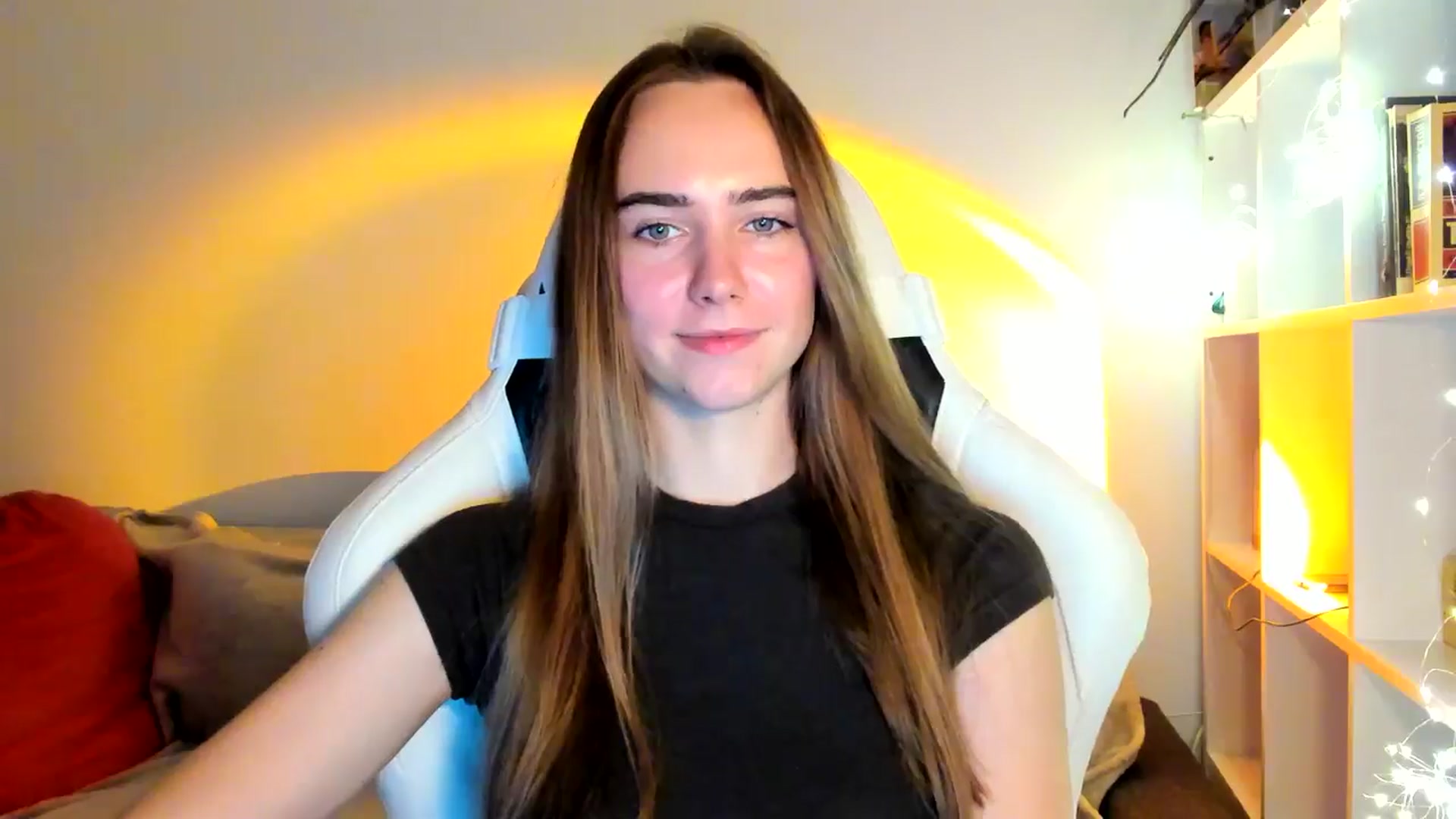 Gallery image thumbnail from OhAlisa's myfreecams stream on, 10/14/2025, 15:18 image 2 of 20
