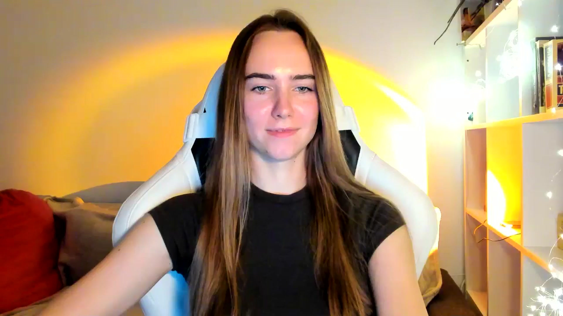 Gallery image thumbnail from OhAlisa's myfreecams stream on, 10/14/2025, 15:18 image 13 of 20