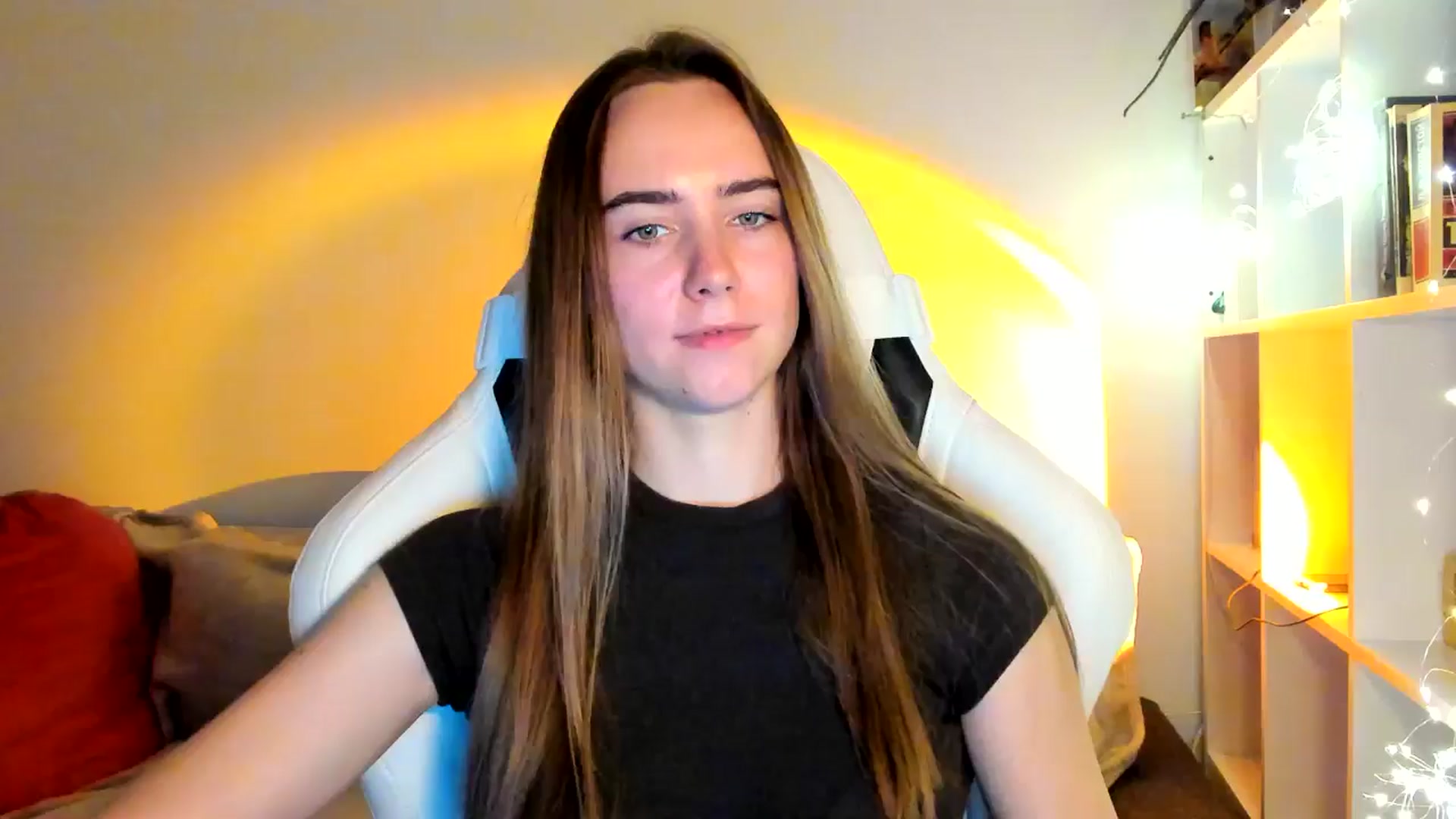 Gallery image thumbnail from OhAlisa's myfreecams stream on, 10/14/2025, 15:18 image 5 of 20