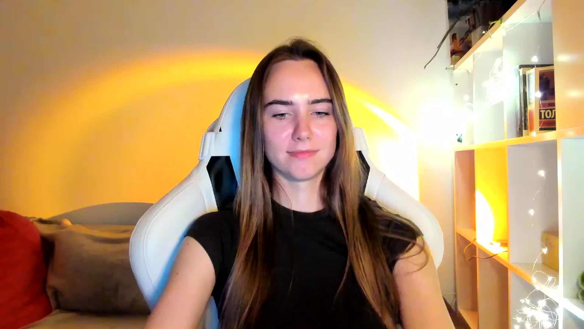 Gallery image thumbnail from OhAlisa's myfreecams stream on, 10/14/2025, 17:29 image 20 of 20