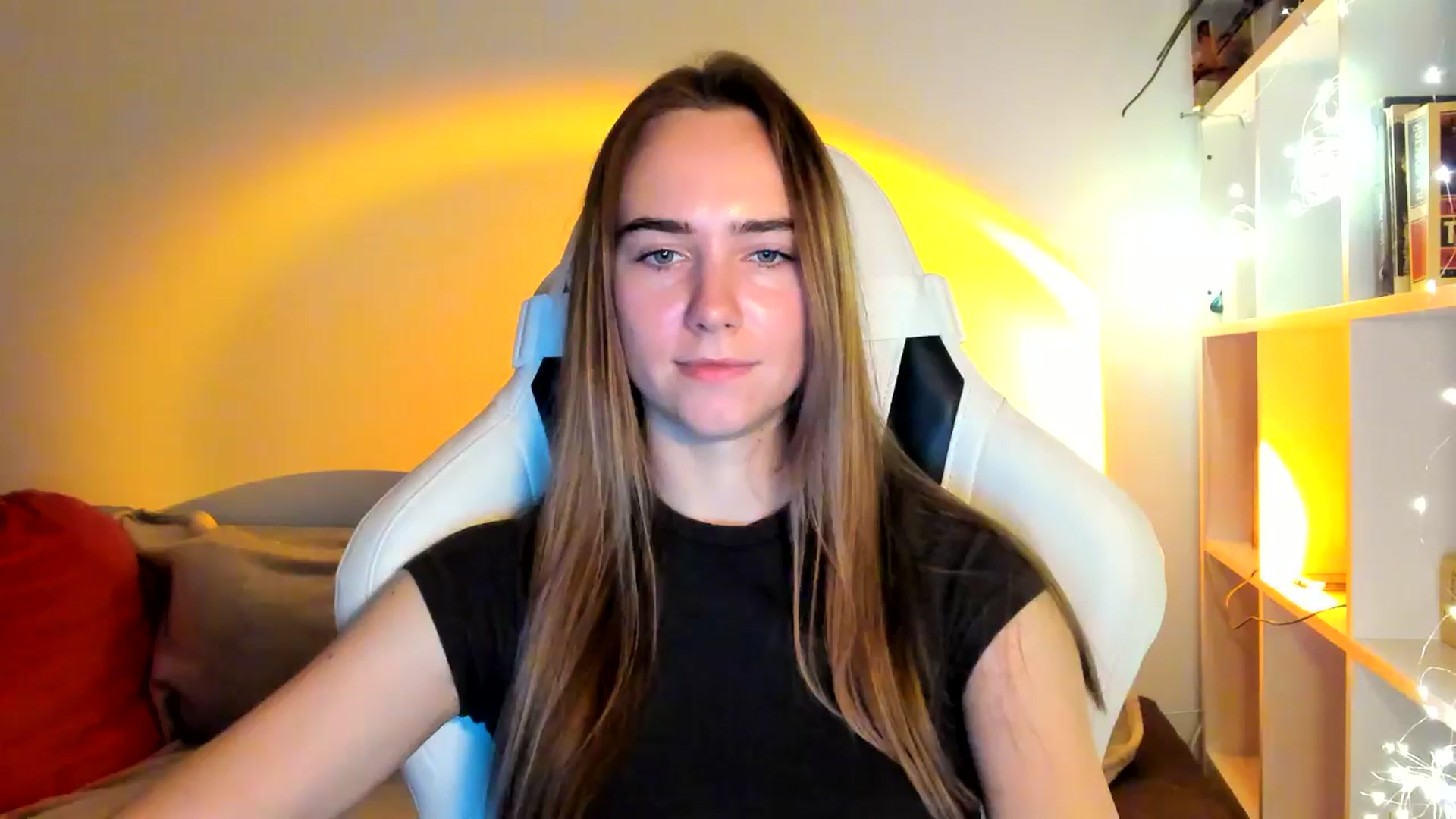 Gallery image thumbnail from OhAlisa's myfreecams stream on, 10/14/2025, 17:29 image 3 of 20