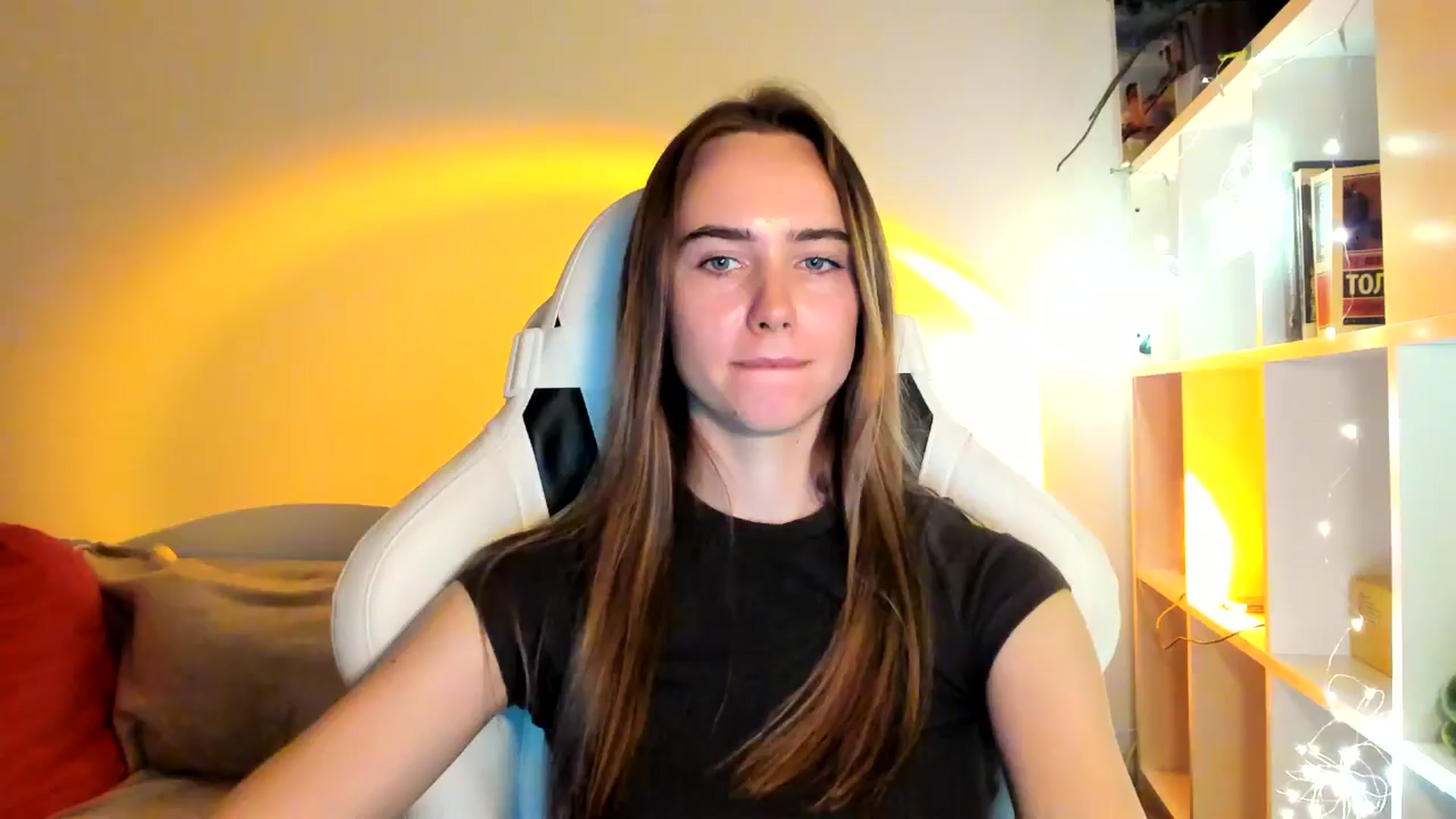 Gallery image thumbnail from OhAlisa's myfreecams stream on, 10/14/2025, 17:29 image 19 of 20