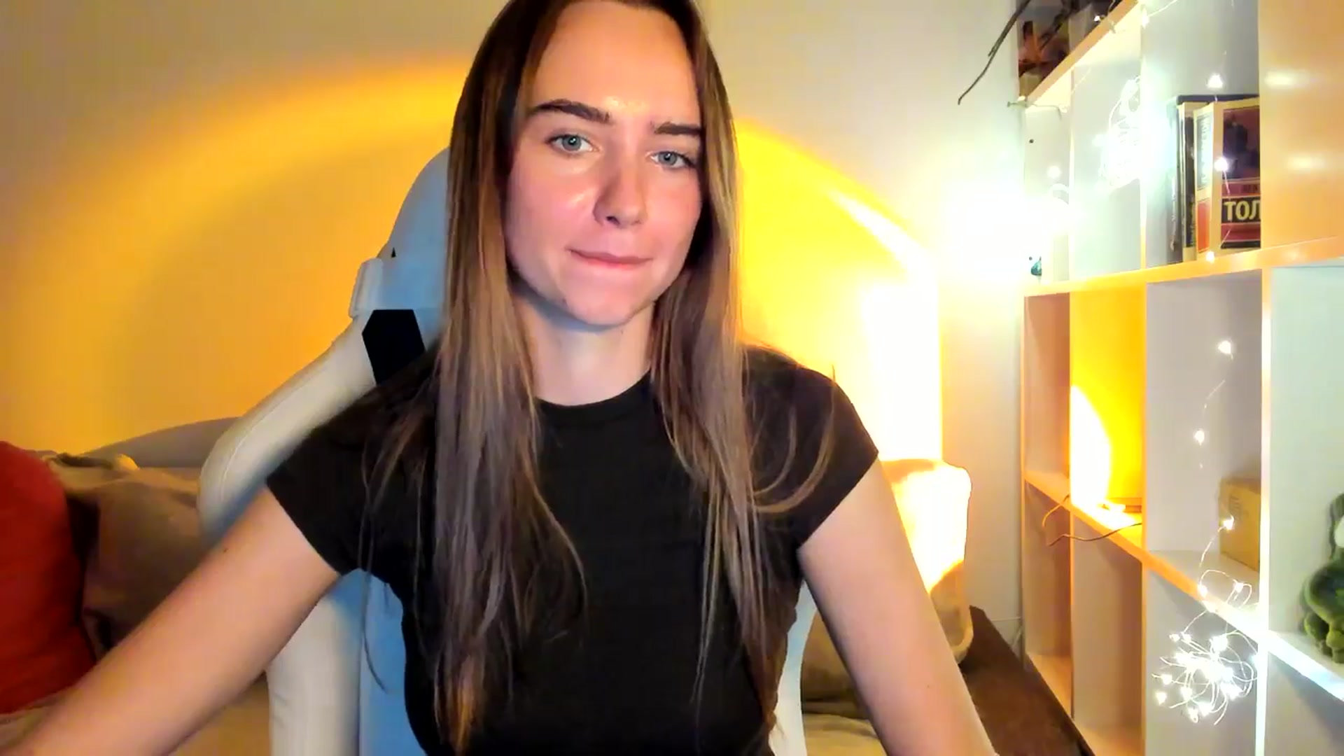 Gallery image thumbnail from OhAlisa's myfreecams stream on, 10/14/2025, 17:29 image 12 of 20