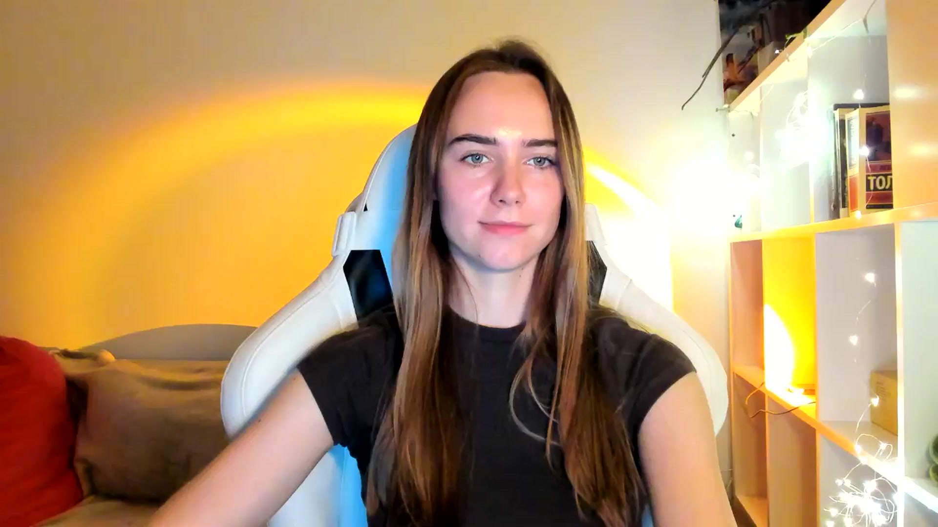Gallery image thumbnail from OhAlisa's myfreecams stream on, 10/14/2025, 17:29 image 18 of 20