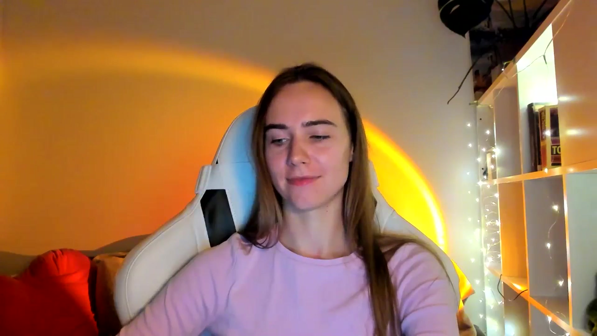 Gallery image thumbnail from OhAlisa's myfreecams stream on, 10/17/2025, 17:10 image 18 of 20