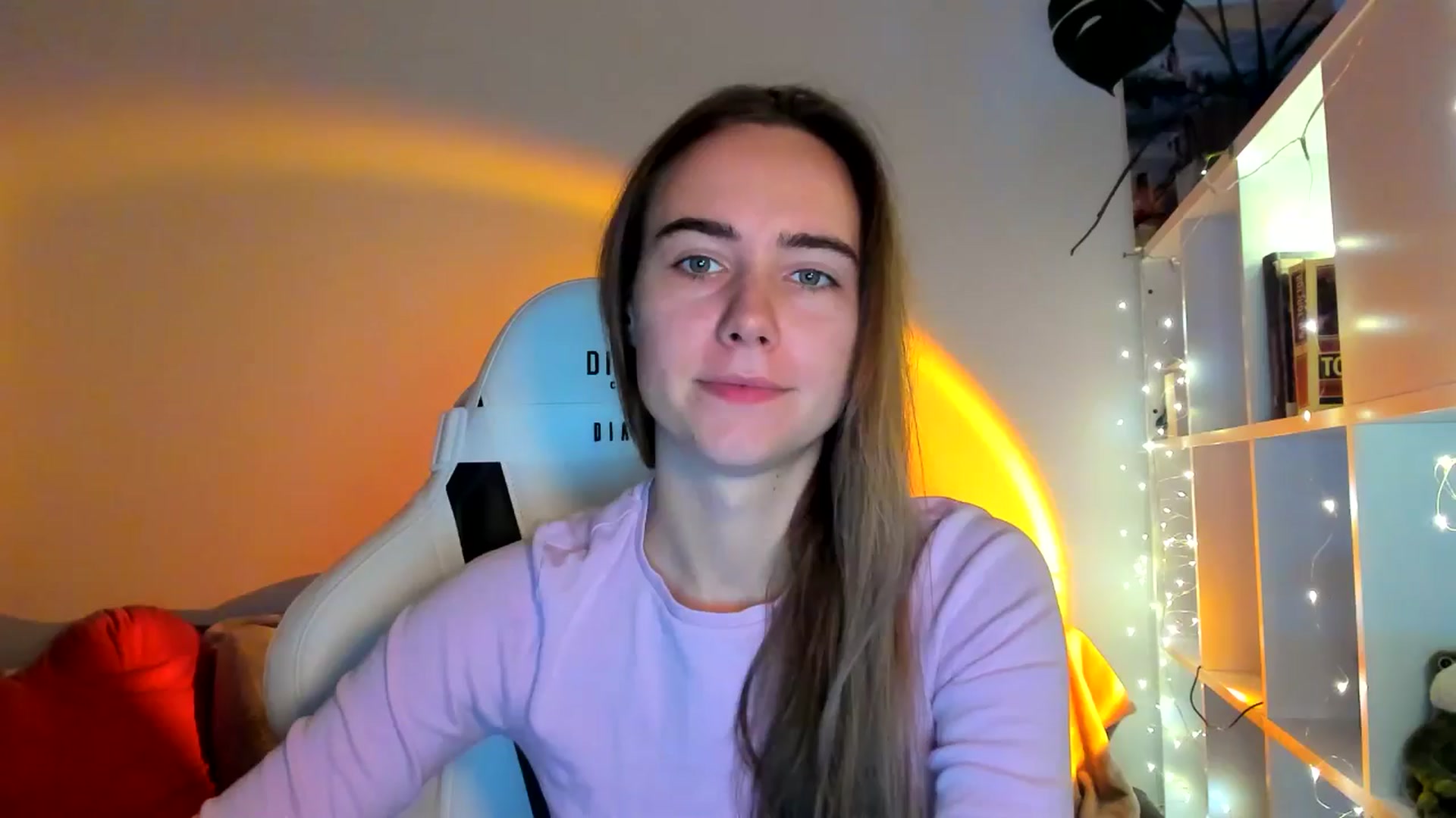Gallery image thumbnail from OhAlisa's myfreecams stream on, 10/17/2025, 17:10 image 1 of 20