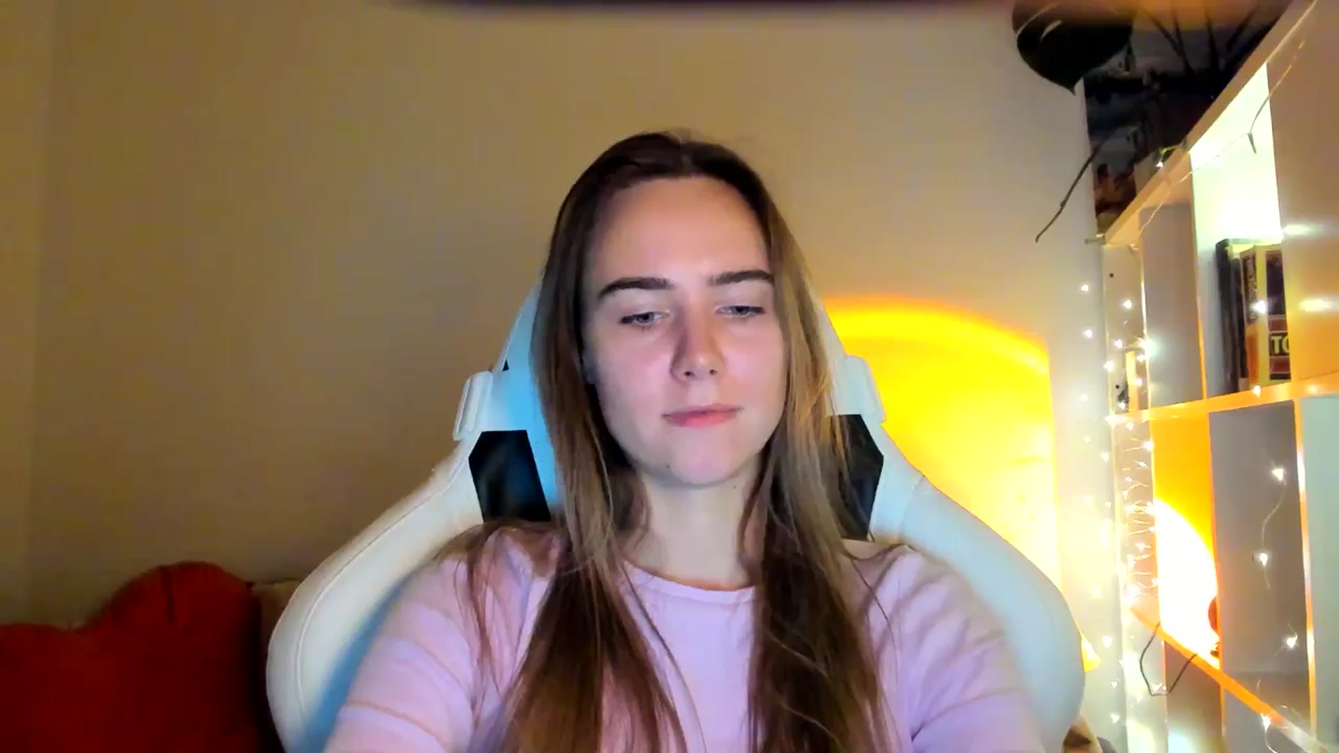 Gallery image thumbnail from OhAlisa's myfreecams stream on, 10/17/2025, 19:49 image 4 of 20