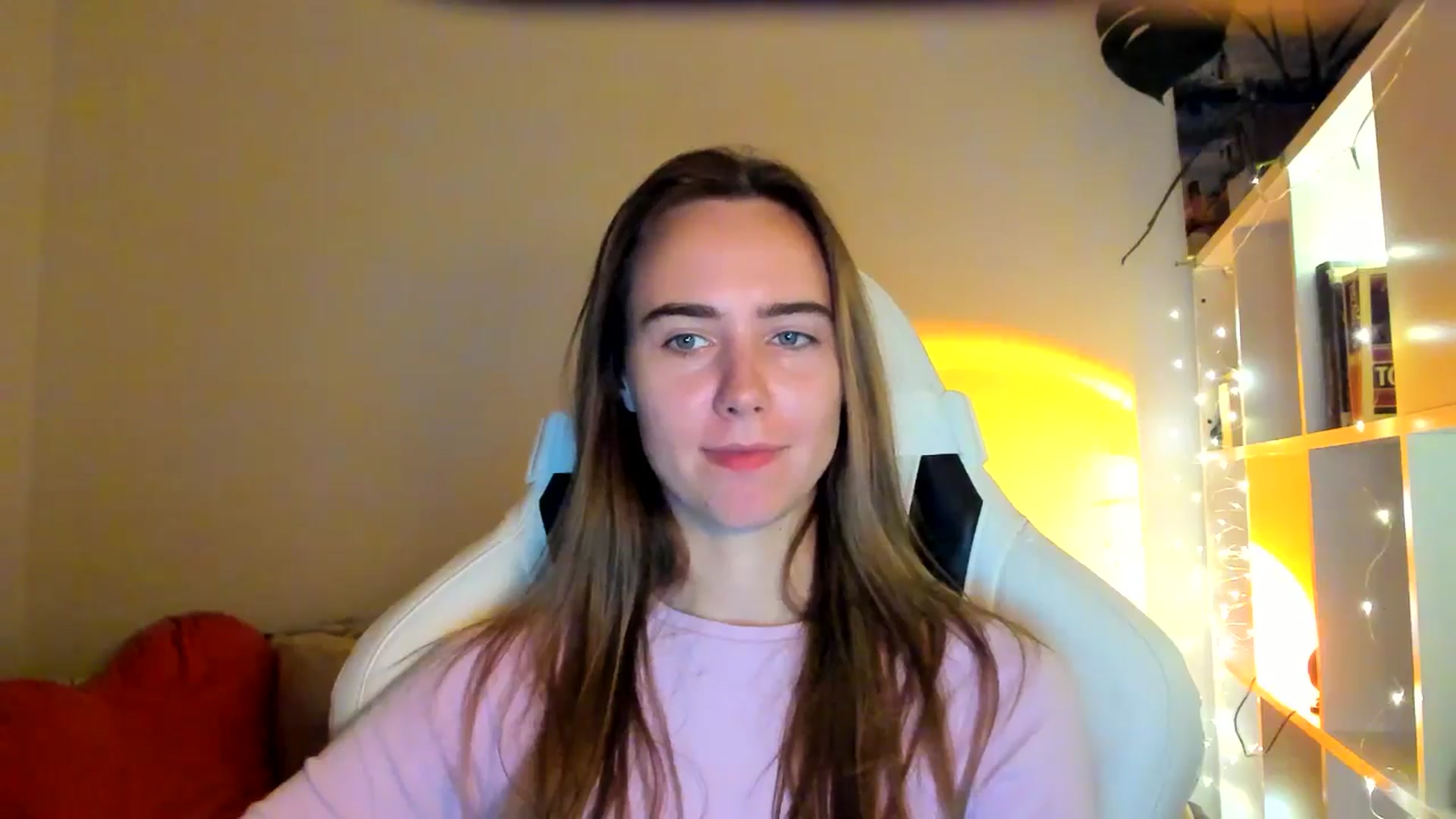 Gallery image thumbnail from OhAlisa's myfreecams stream on, 10/17/2025, 19:49 image 11 of 20