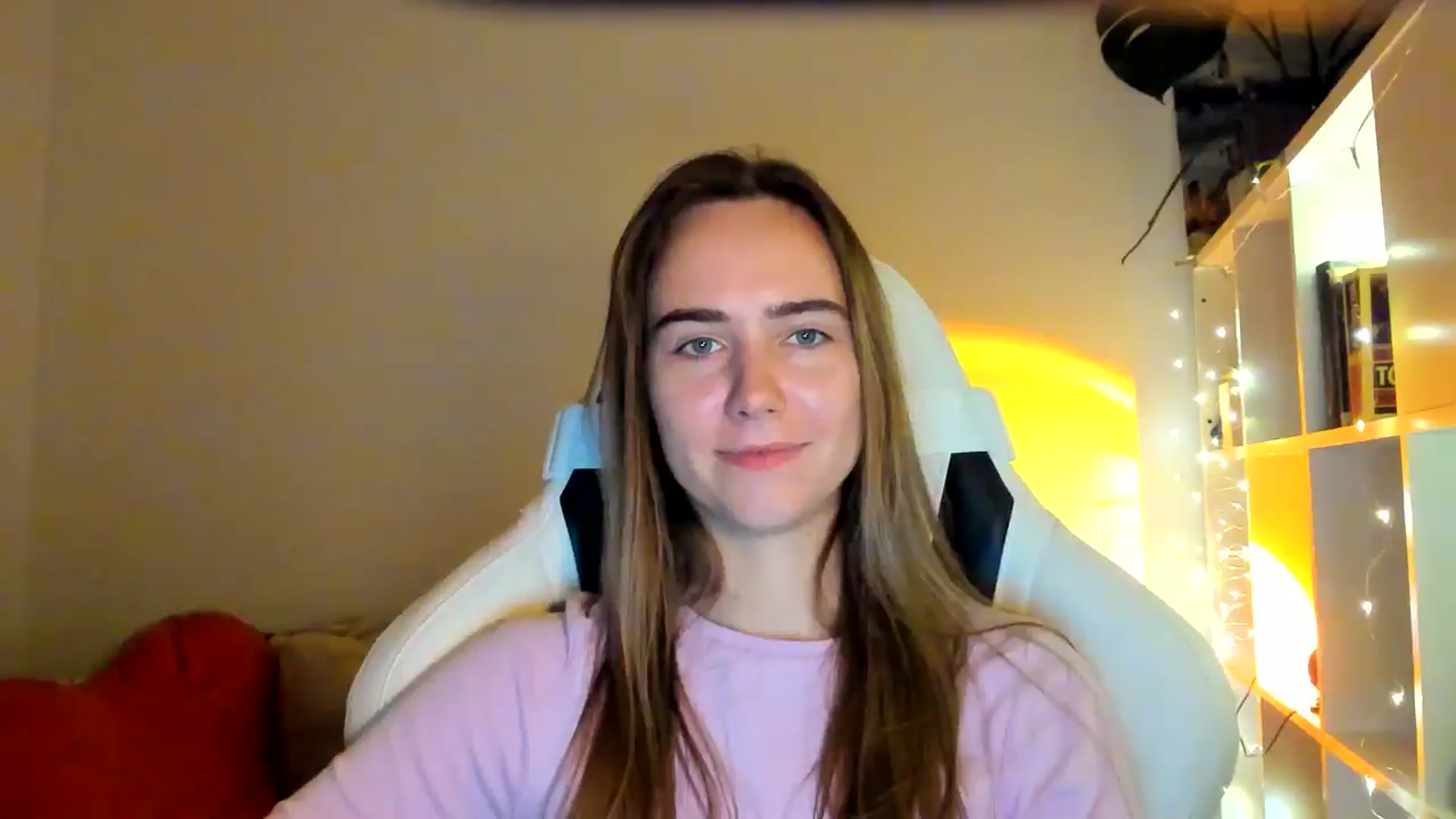 Gallery image thumbnail from OhAlisa's myfreecams stream on, 10/17/2025, 19:49 image 20 of 20