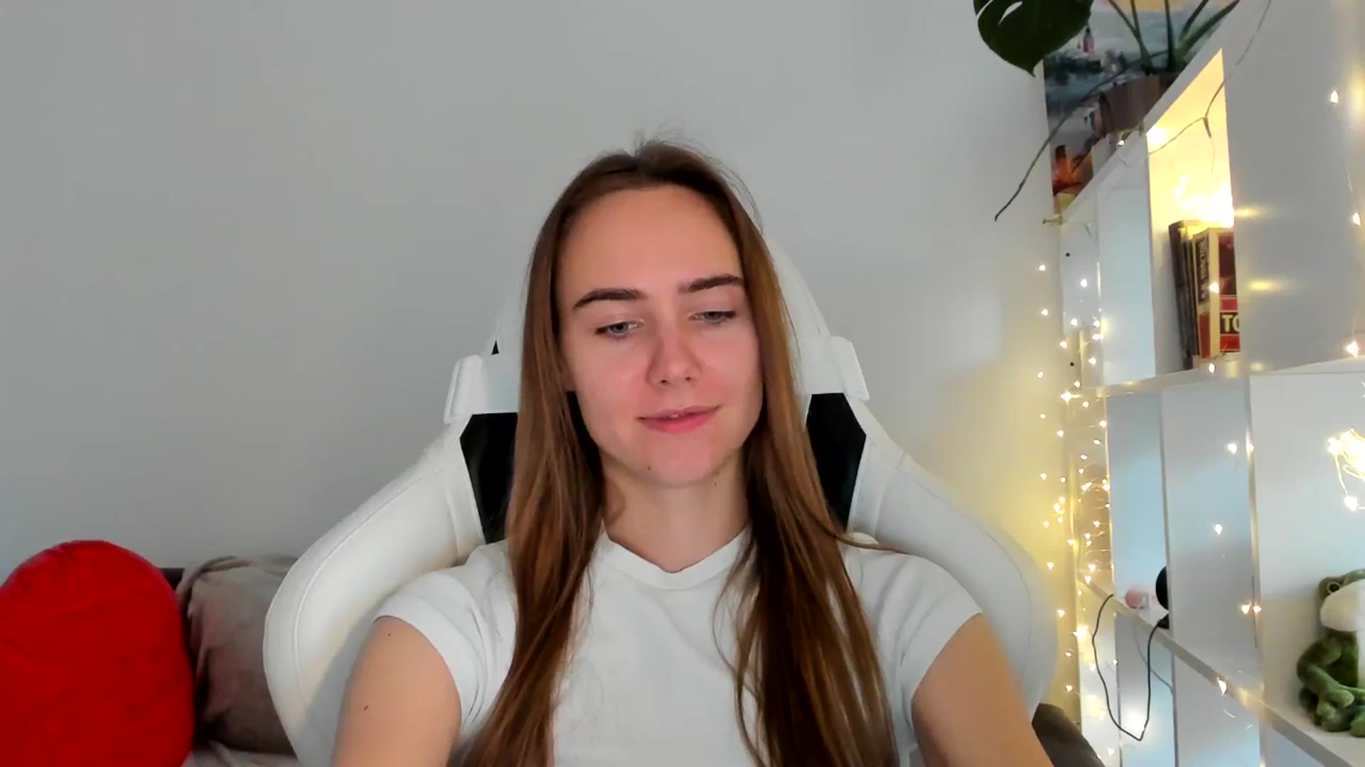 Gallery image thumbnail from OhAlisa's myfreecams stream on, 10/18/2025, 14:50 image 18 of 20