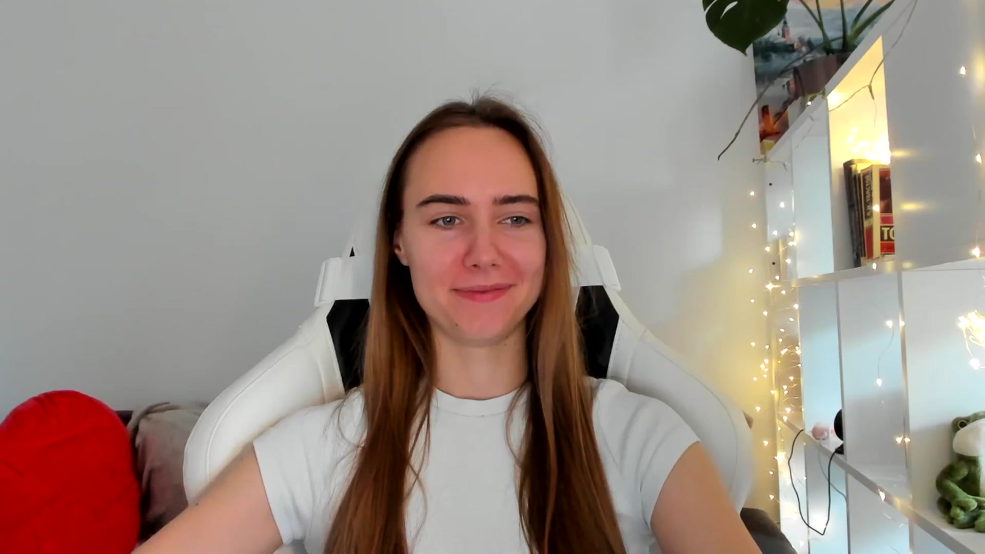 Gallery image thumbnail from OhAlisa's myfreecams stream on, 10/18/2025, 14:50 image 12 of 20