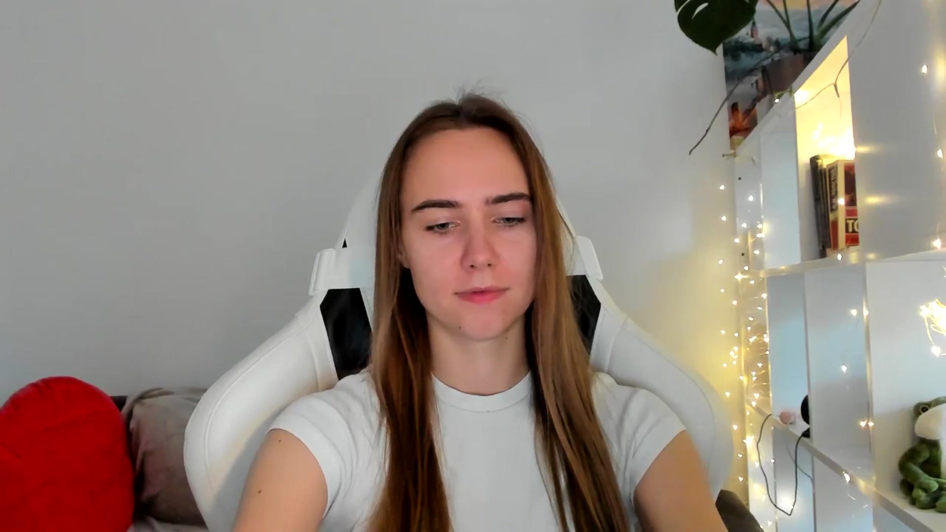 Gallery image thumbnail from OhAlisa's myfreecams stream on, 10/18/2025, 14:50 image 15 of 20