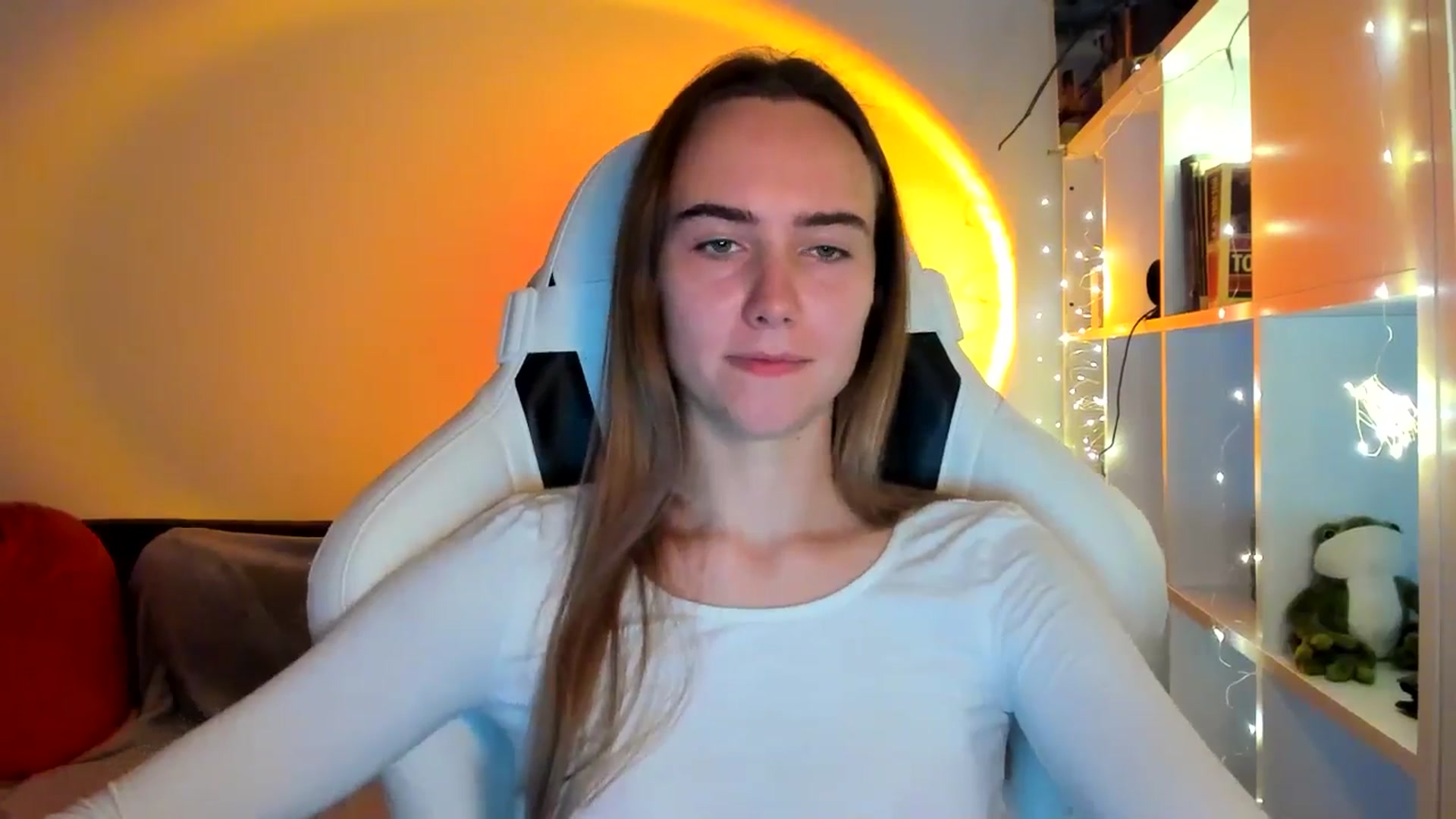 Gallery image thumbnail from OhAlisa's myfreecams stream on, 10/20/2025, 15:32 image 20 of 20