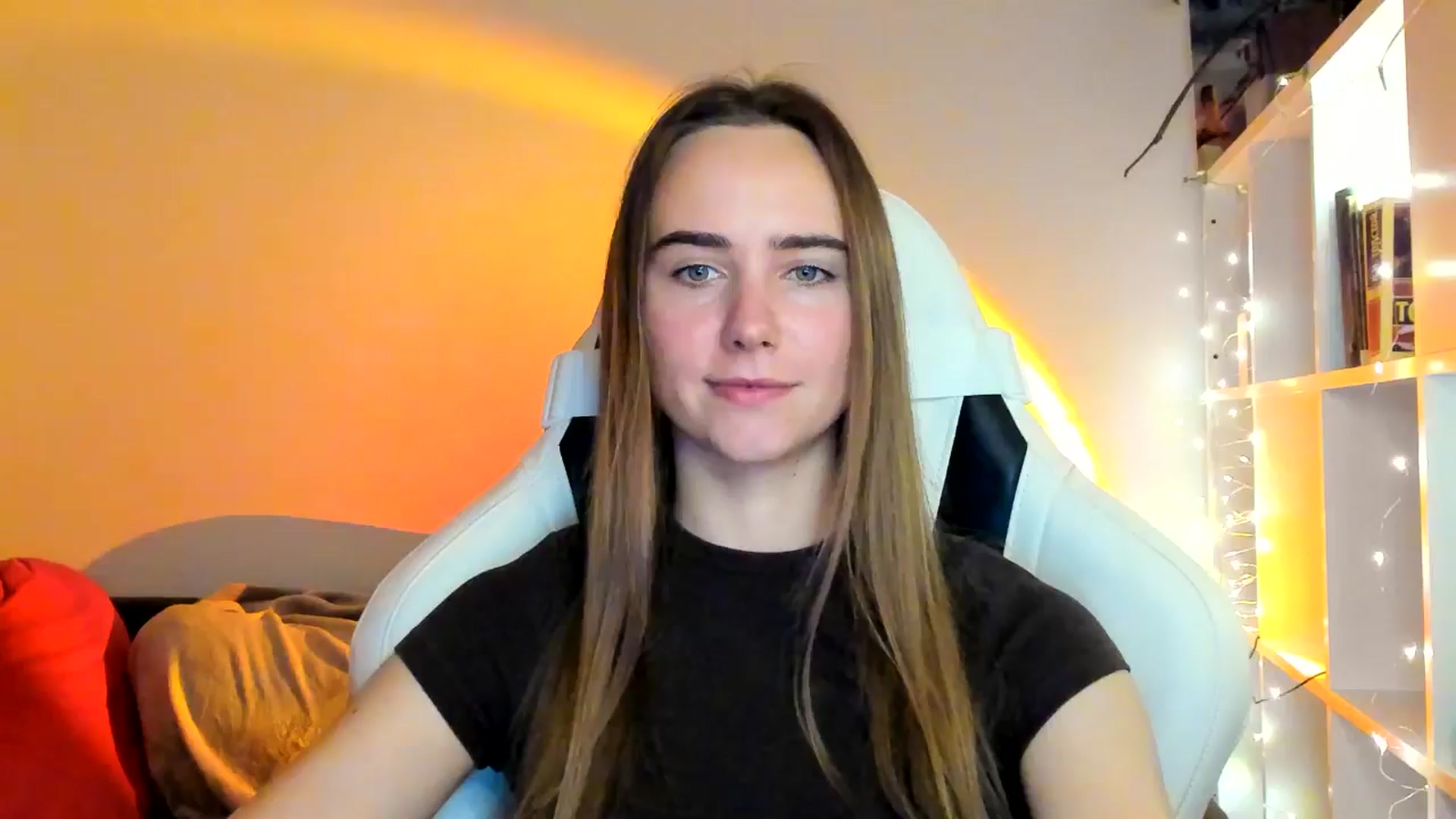 Gallery image thumbnail from OhAlisa's myfreecams stream on, 10/21/2025, 16:16 image 5 of 20