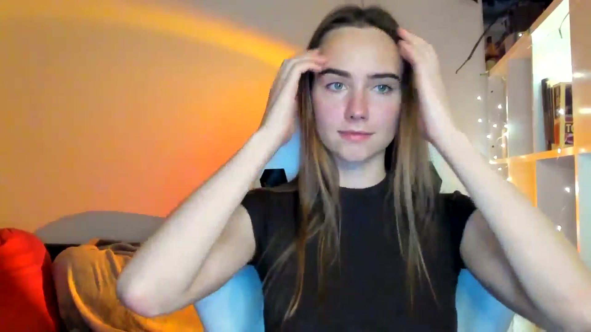 Gallery image thumbnail from OhAlisa's myfreecams stream on, 10/21/2025, 16:16 image 4 of 20