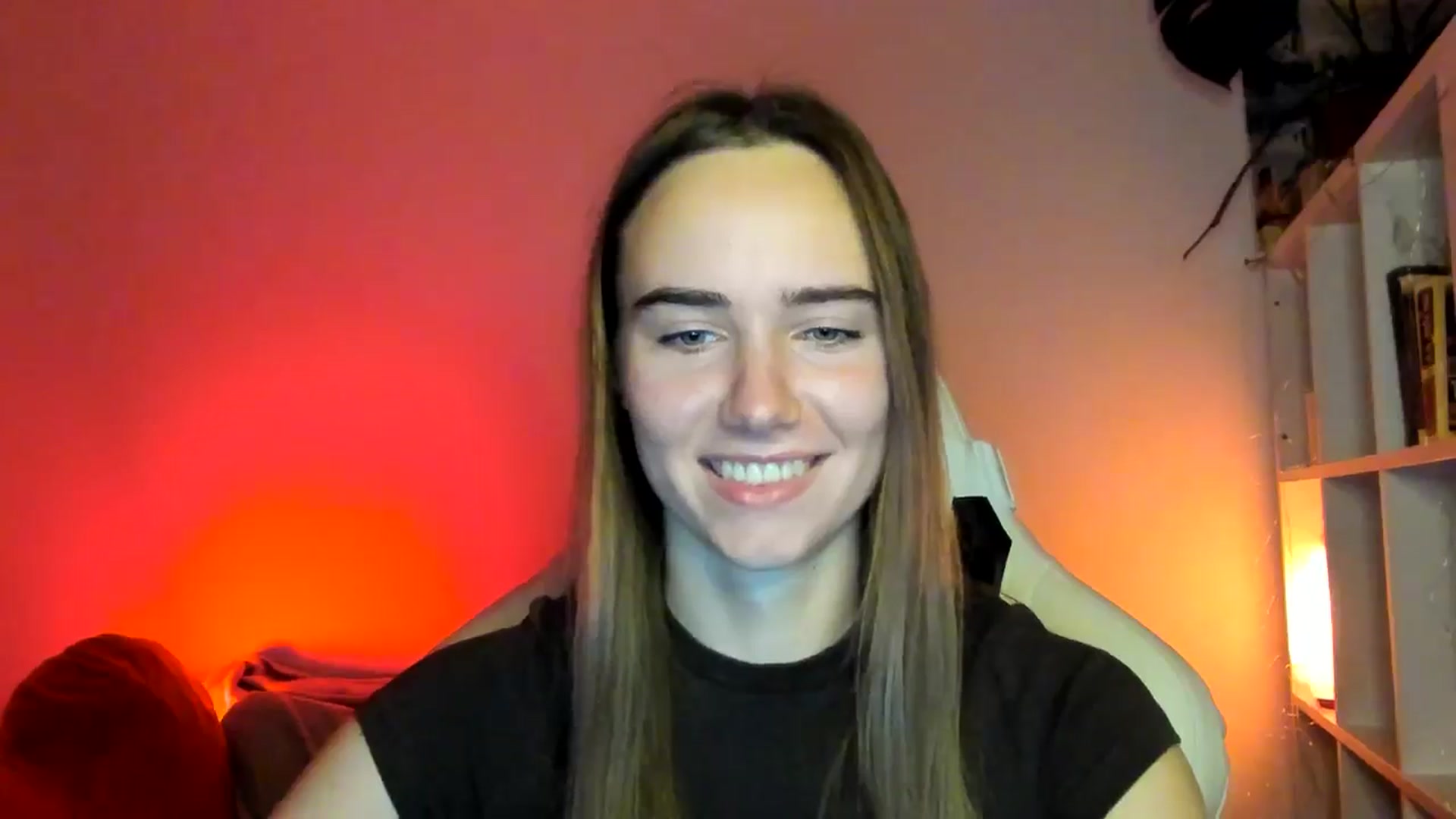 Gallery image thumbnail from OhAlisa's myfreecams stream on, 10/21/2025, 18:18 image 13 of 20