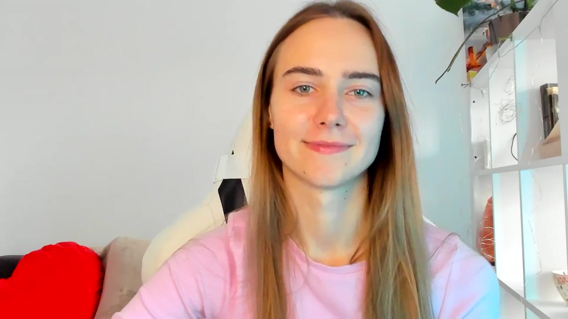 Gallery image thumbnail from OhAlisa's myfreecams stream on, 10/23/2025, 14:45 image 4 of 20