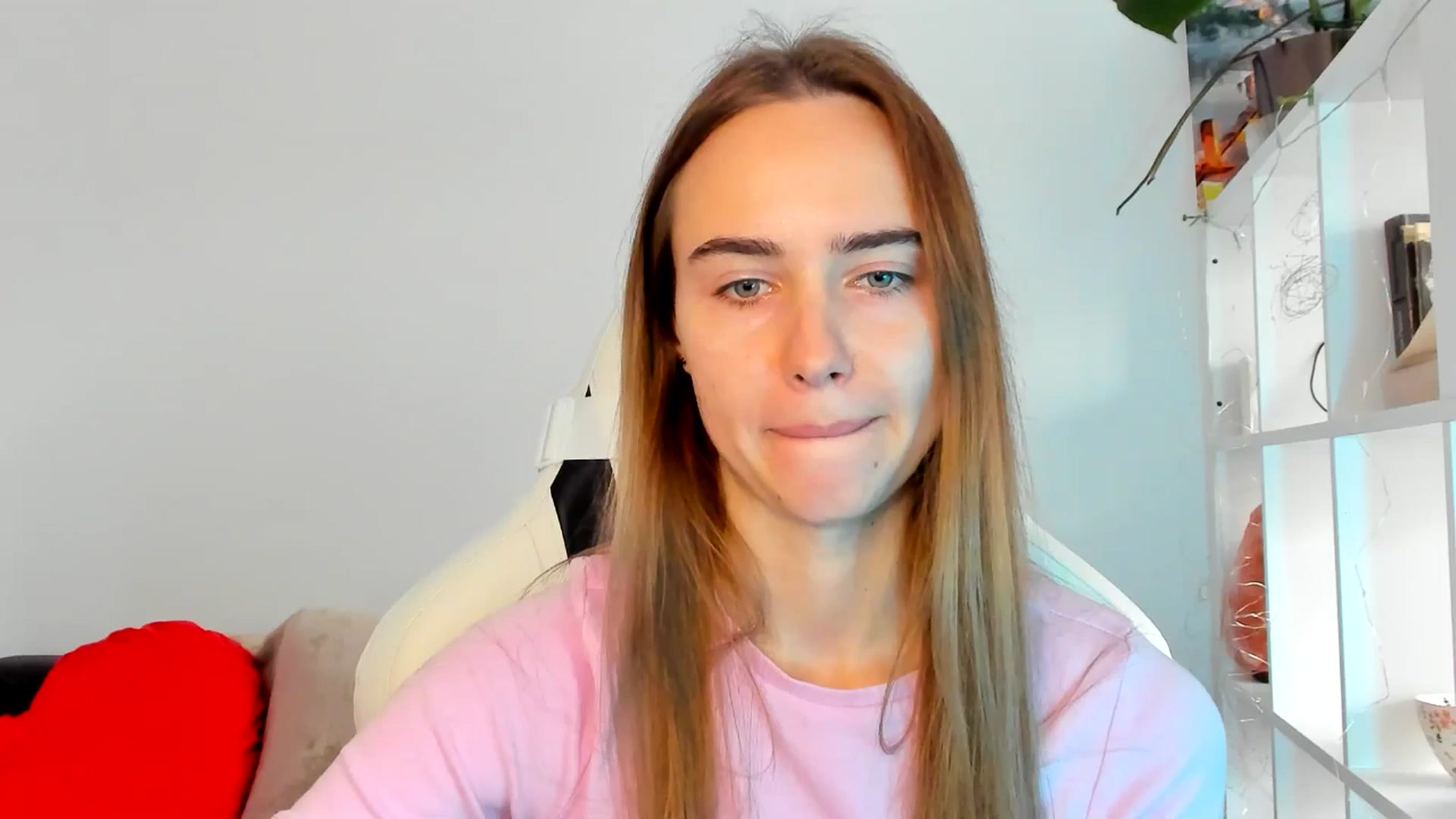 Gallery image thumbnail from OhAlisa's myfreecams stream on, 10/23/2025, 14:45 image 15 of 20