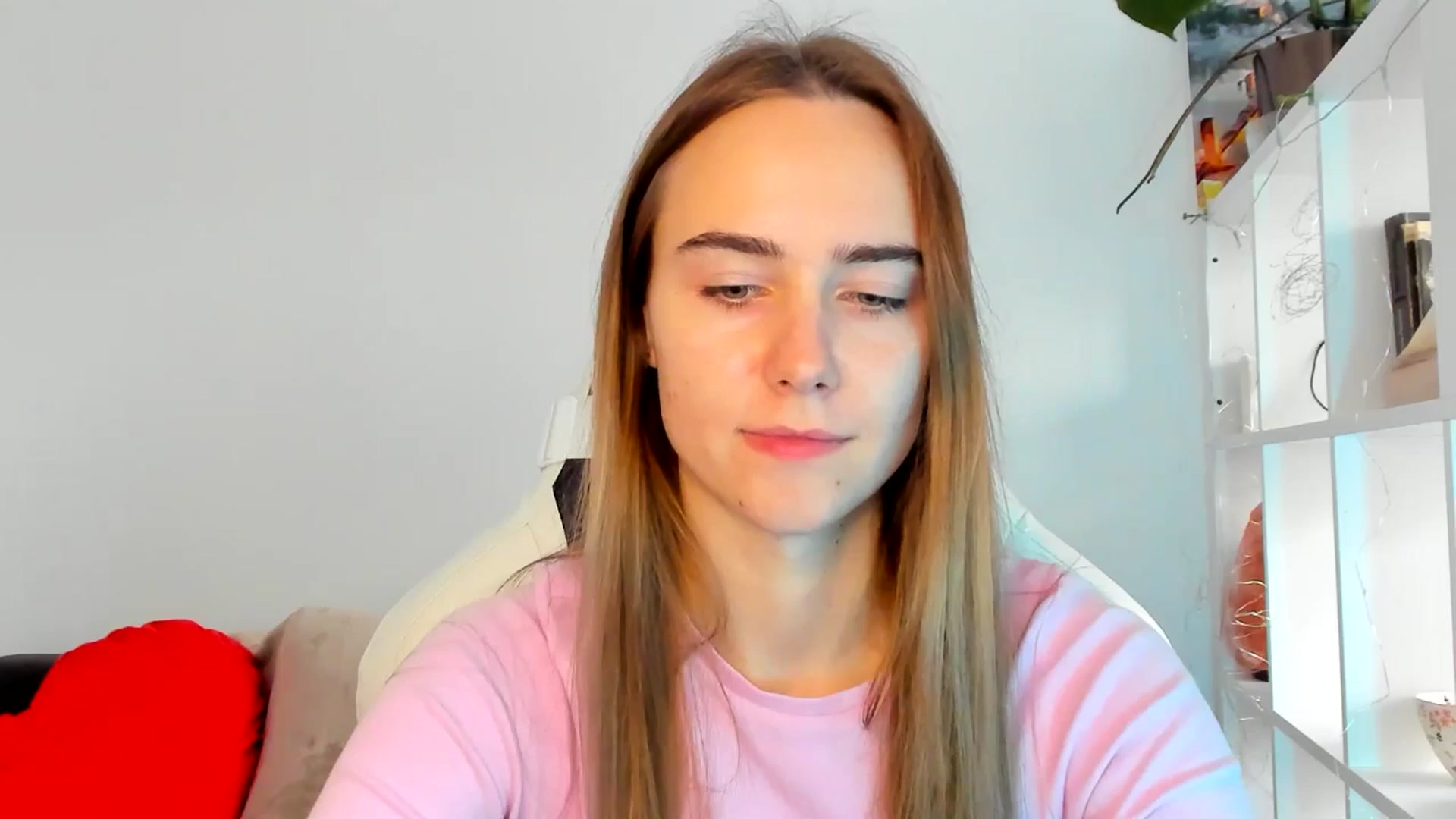Gallery image thumbnail from OhAlisa's myfreecams stream on, 10/23/2025, 14:45 image 13 of 20