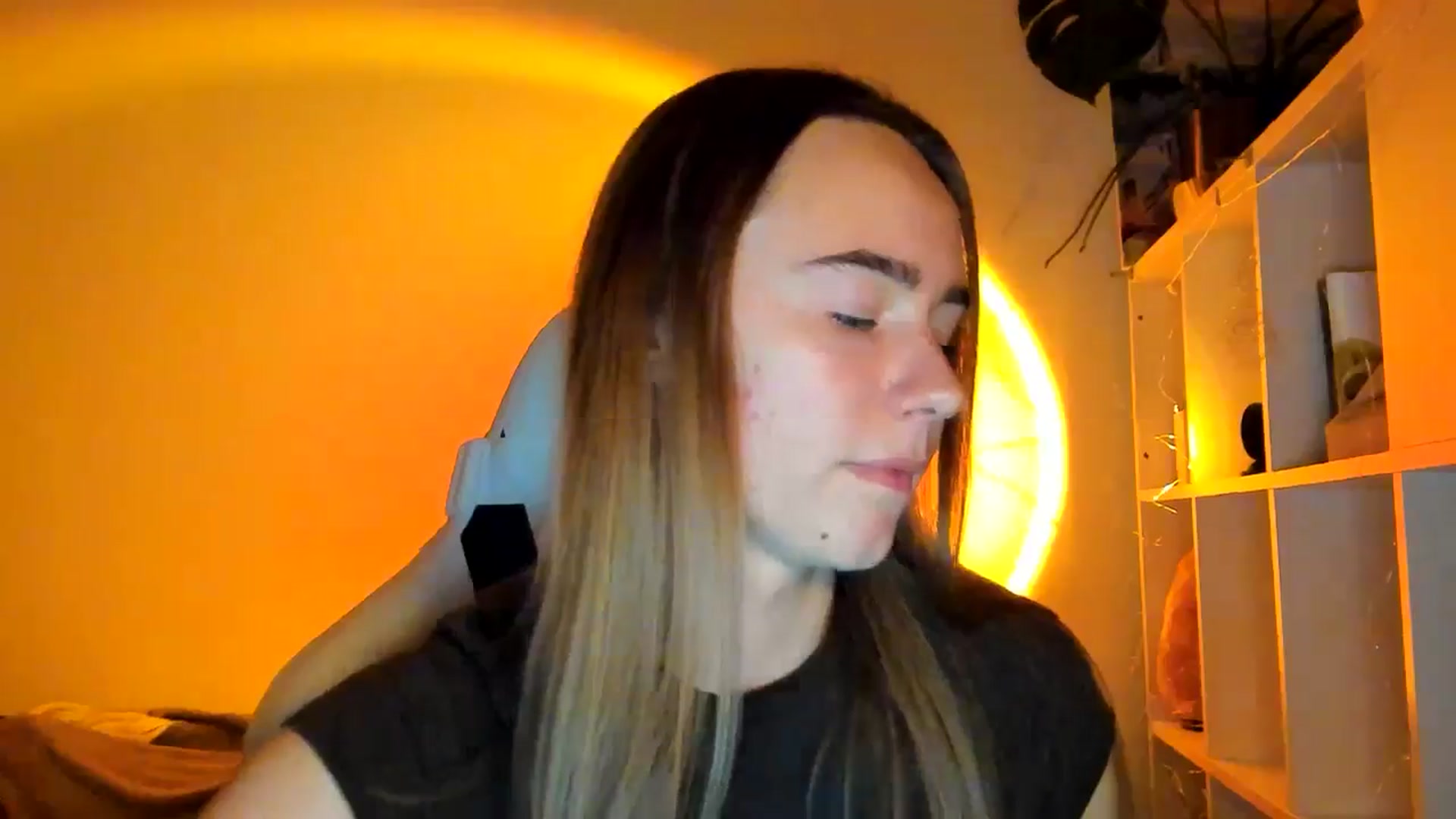 Gallery image thumbnail from OhAlisa's myfreecams stream on, 10/27/2025, 18:38 image 11 of 20