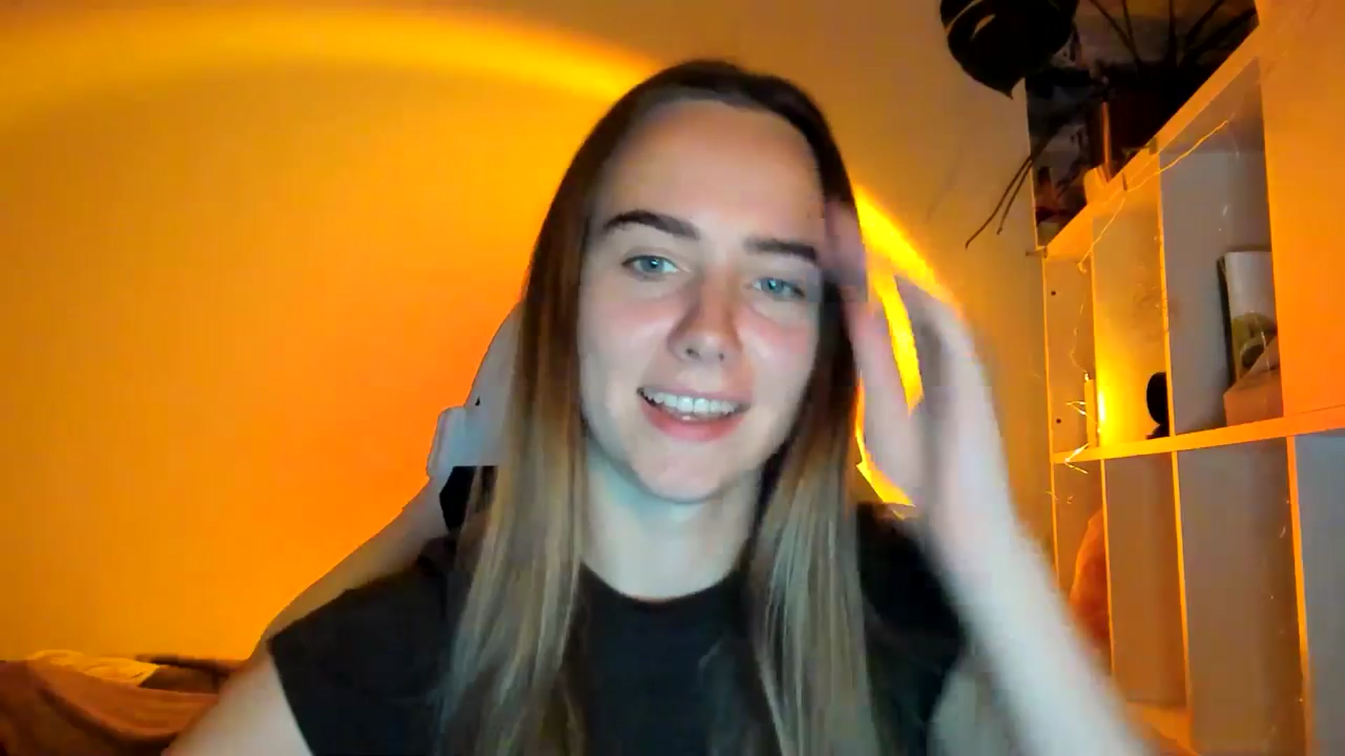 Gallery image thumbnail from OhAlisa's myfreecams stream on, 10/27/2025, 18:38 image 13 of 20