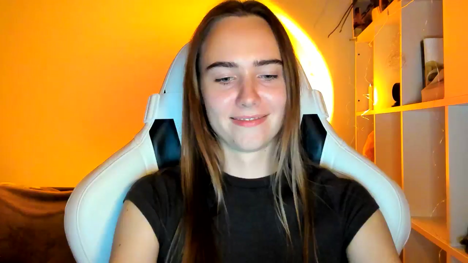 Gallery image thumbnail from OhAlisa's myfreecams stream on, 10/27/2025, 20:50 image 11 of 20