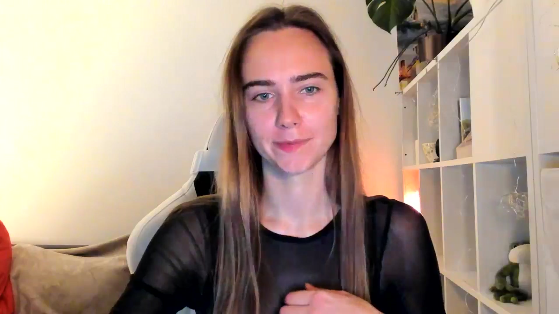 Gallery image thumbnail from OhAlisa's myfreecams stream on, 10/28/2025, 19:03 image 2 of 20
