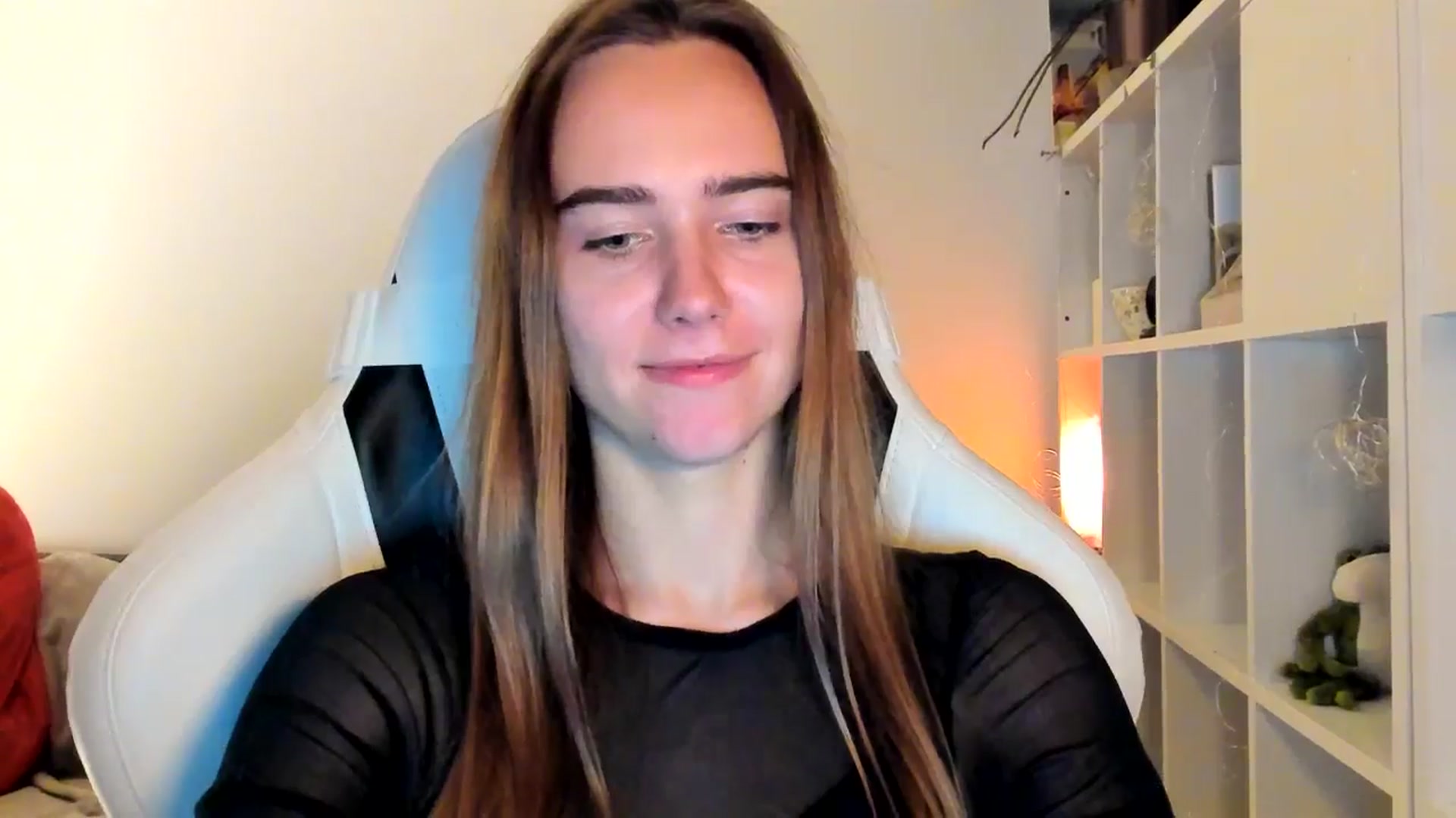 Gallery image thumbnail from OhAlisa's myfreecams stream on, 10/28/2025, 21:01 image 9 of 20