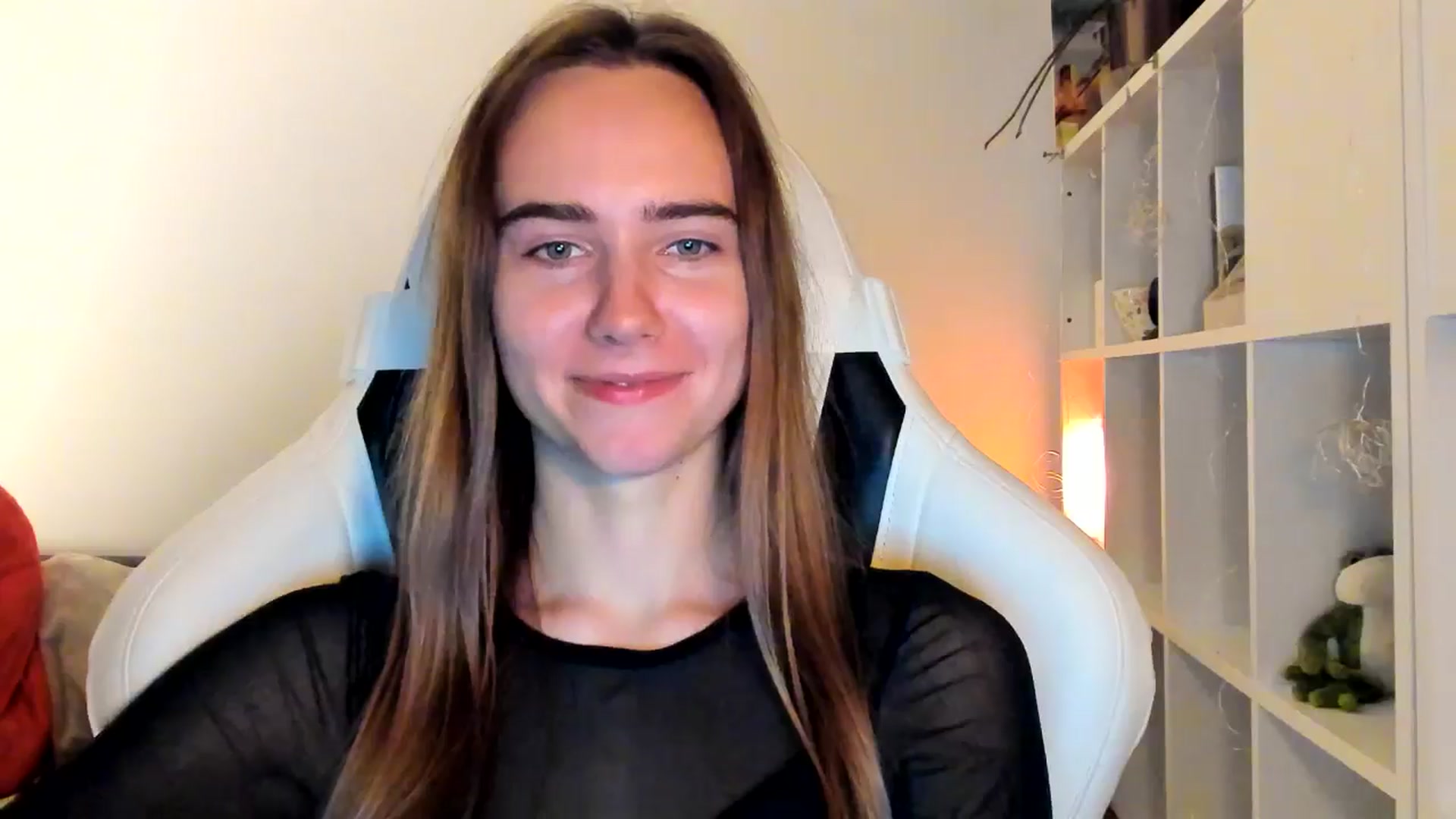 Gallery image thumbnail from OhAlisa's myfreecams stream on, 10/28/2025, 21:01 image 7 of 20