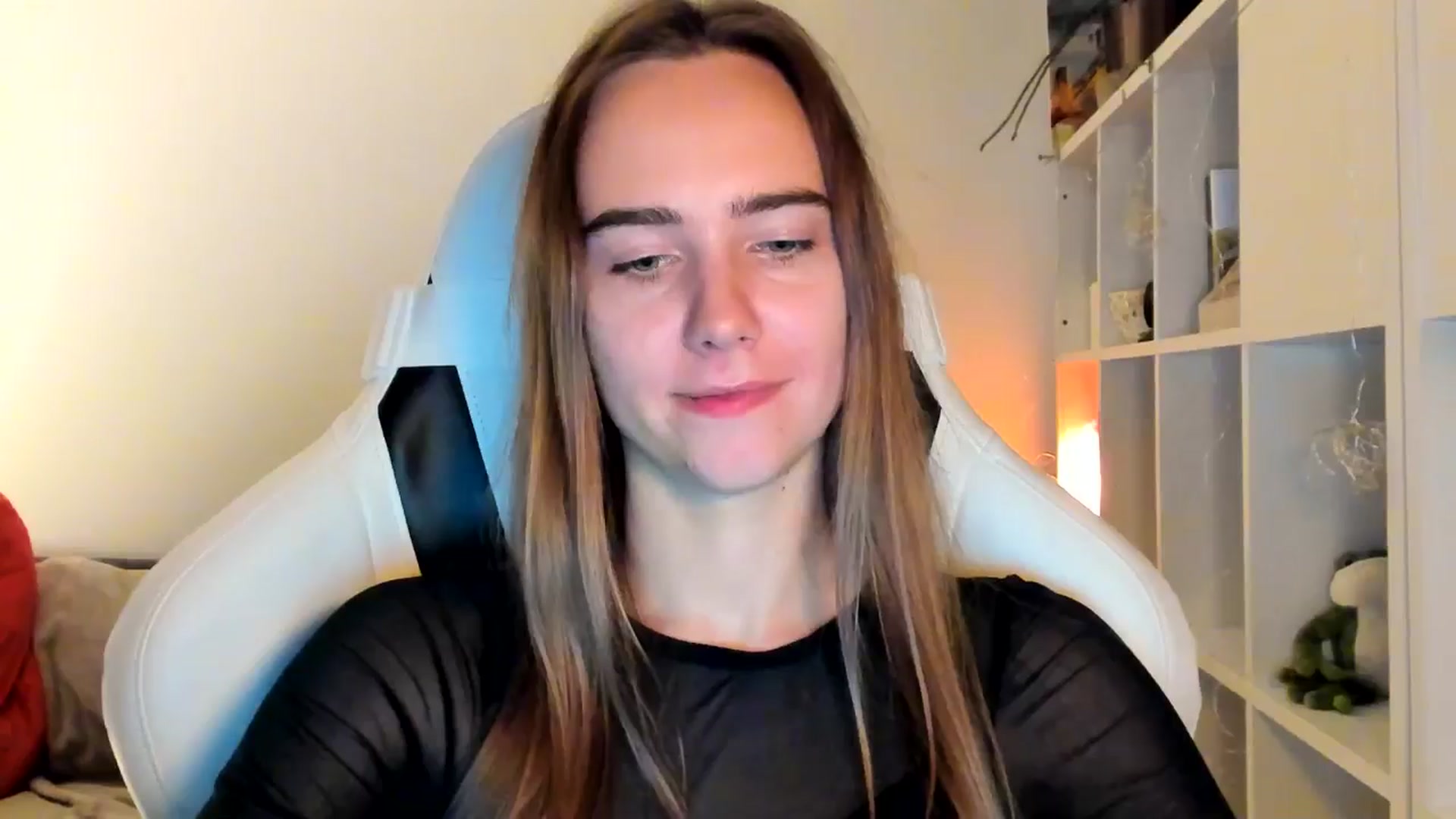 Gallery image thumbnail from OhAlisa's myfreecams stream on, 10/28/2025, 21:01 image 12 of 20