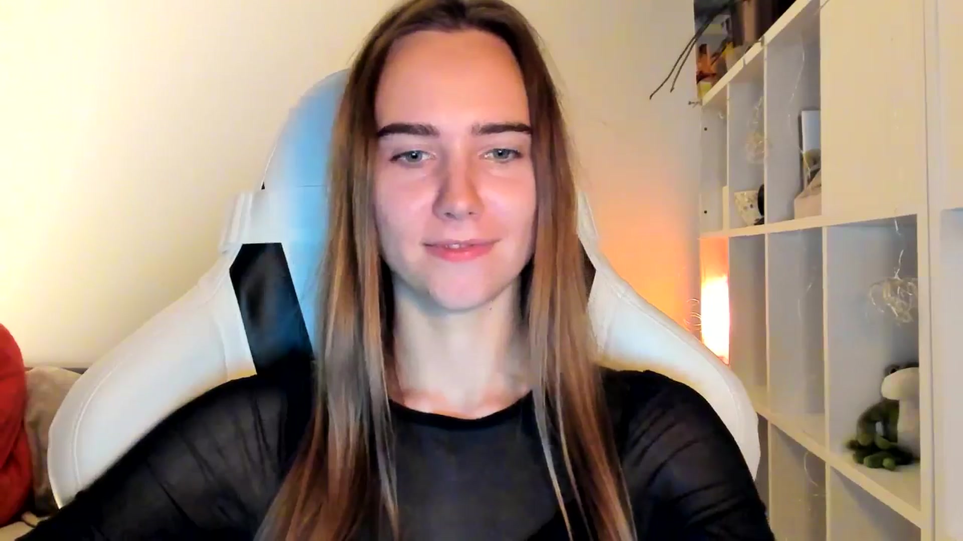 Gallery image thumbnail from OhAlisa's myfreecams stream on, 10/28/2025, 21:01 image 10 of 20