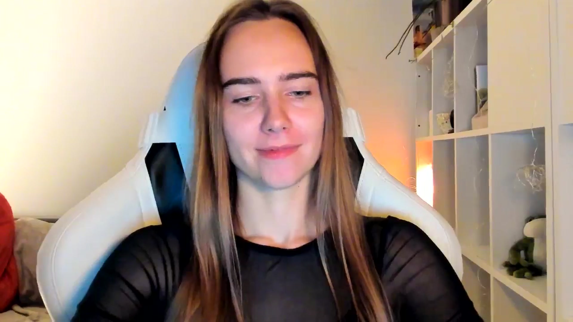 Gallery image thumbnail from OhAlisa's myfreecams stream on, 10/28/2025, 21:01 image 17 of 20