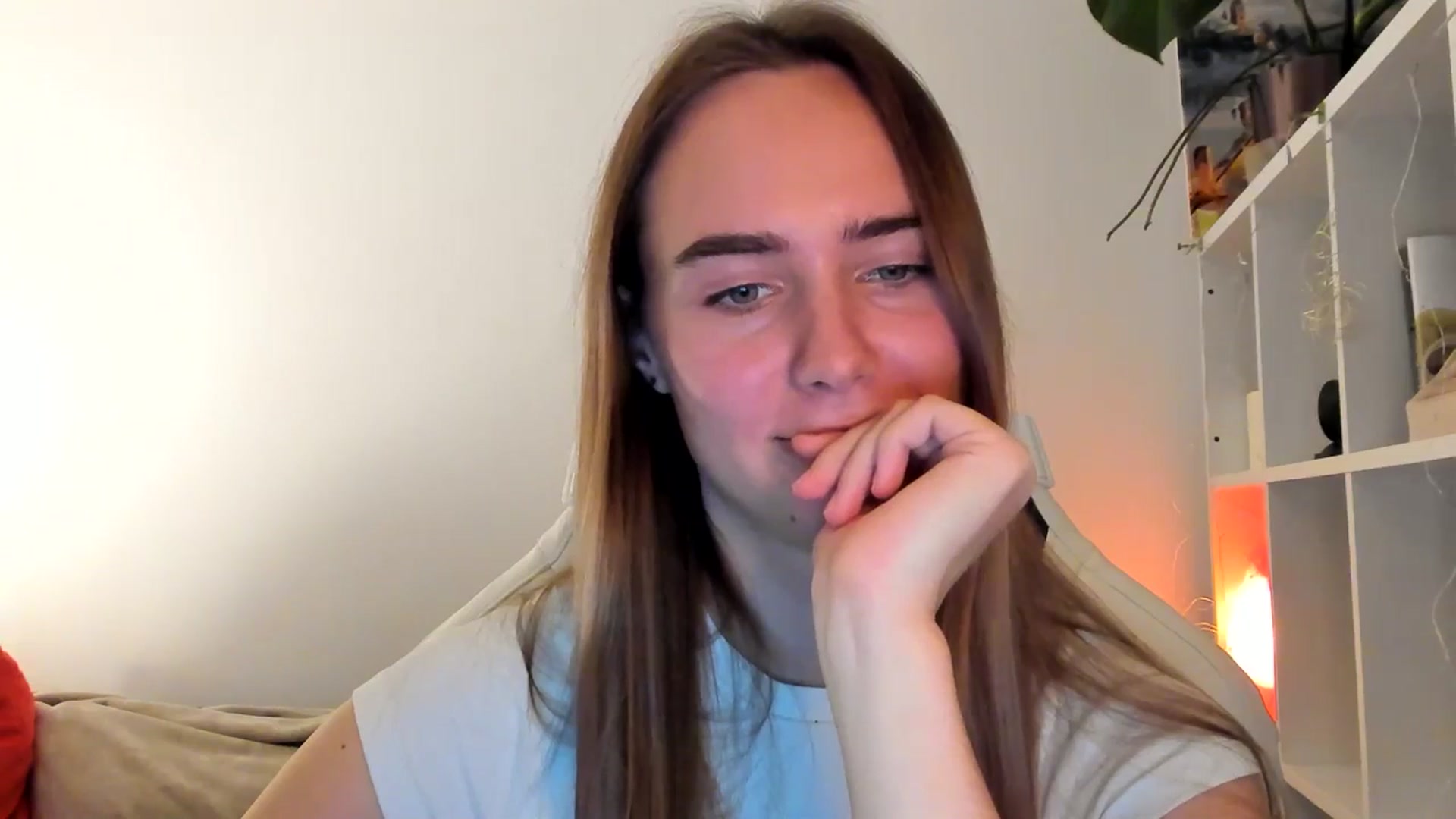 Gallery image thumbnail from OhAlisa's myfreecams stream on, 10/30/2025, 18:02 image 7 of 20
