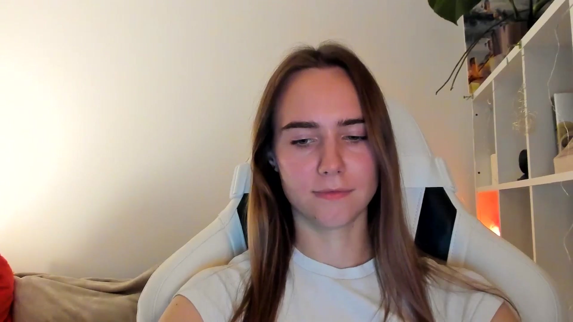 Gallery image thumbnail from OhAlisa's myfreecams stream on, 10/30/2025, 18:02 image 13 of 20