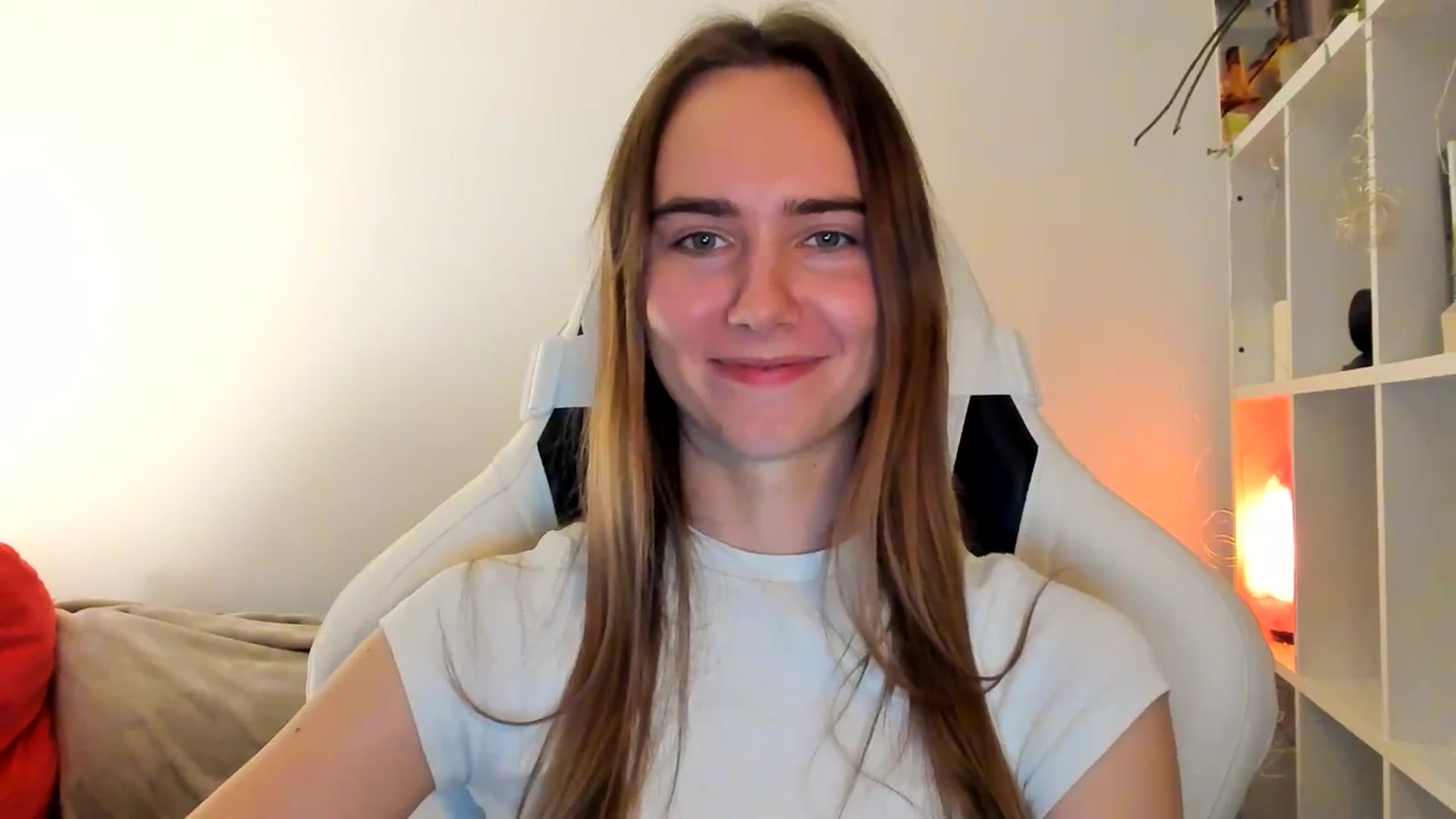 Gallery image thumbnail from OhAlisa's myfreecams stream on, 10/30/2025, 19:37 image 15 of 20