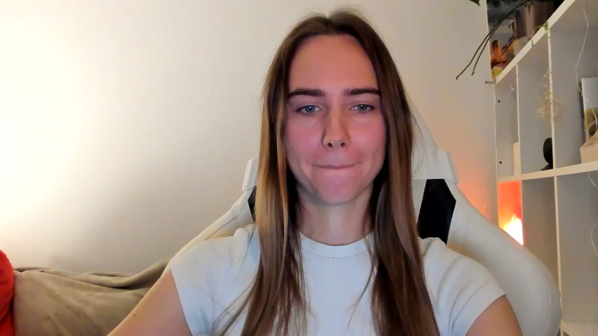 Gallery image thumbnail from OhAlisa's myfreecams stream on, 10/30/2025, 19:37 image 8 of 20